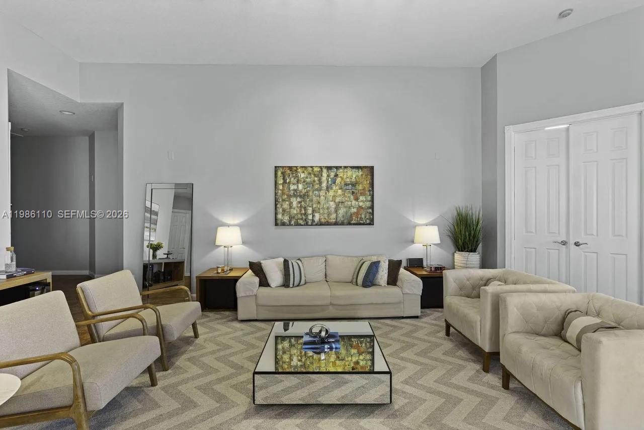 2862 Irma Lk Dr West Palm Beach, FL 33411