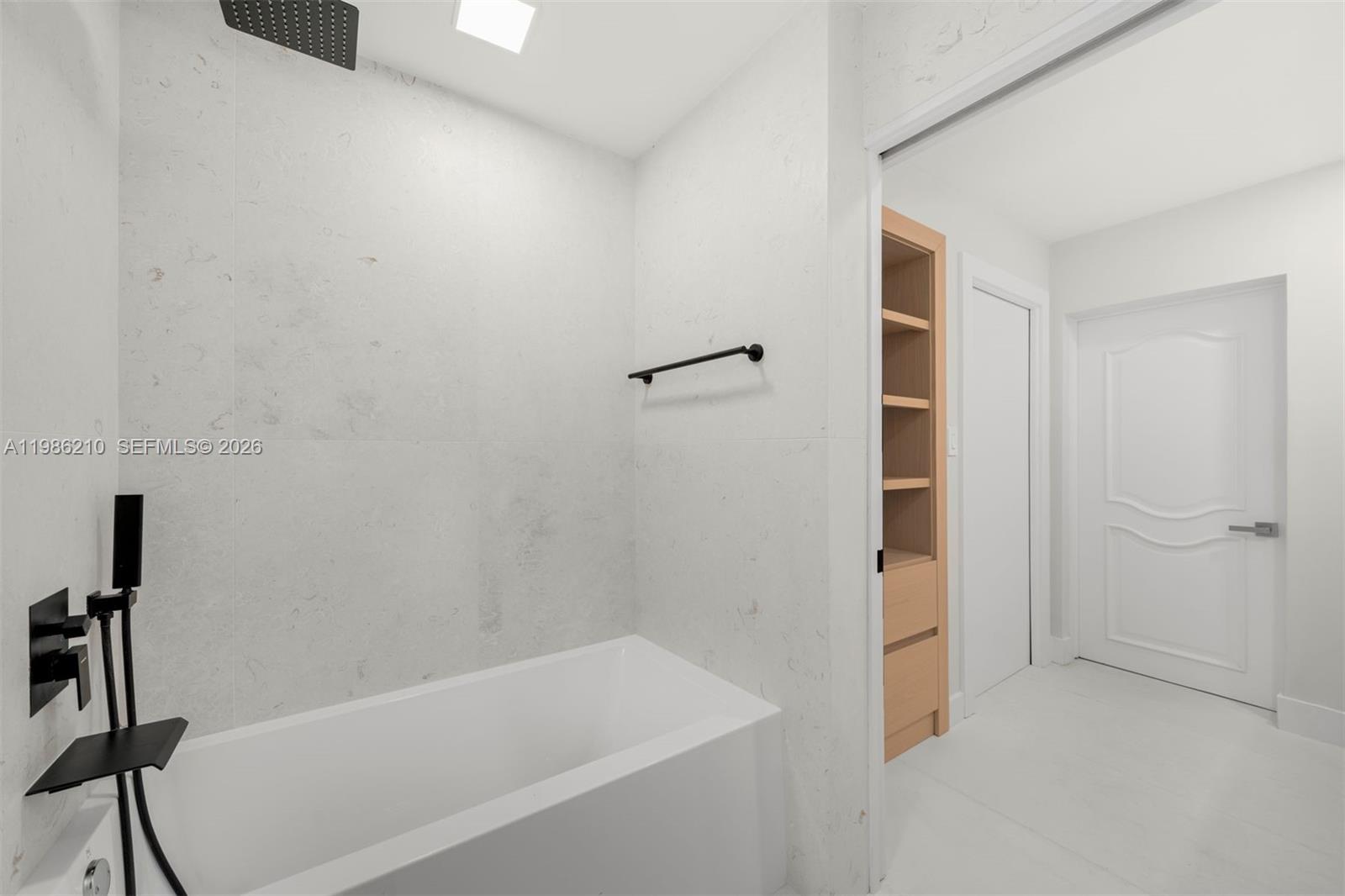 7155 Los Pinos Blvd Coral Gables, FL 33143