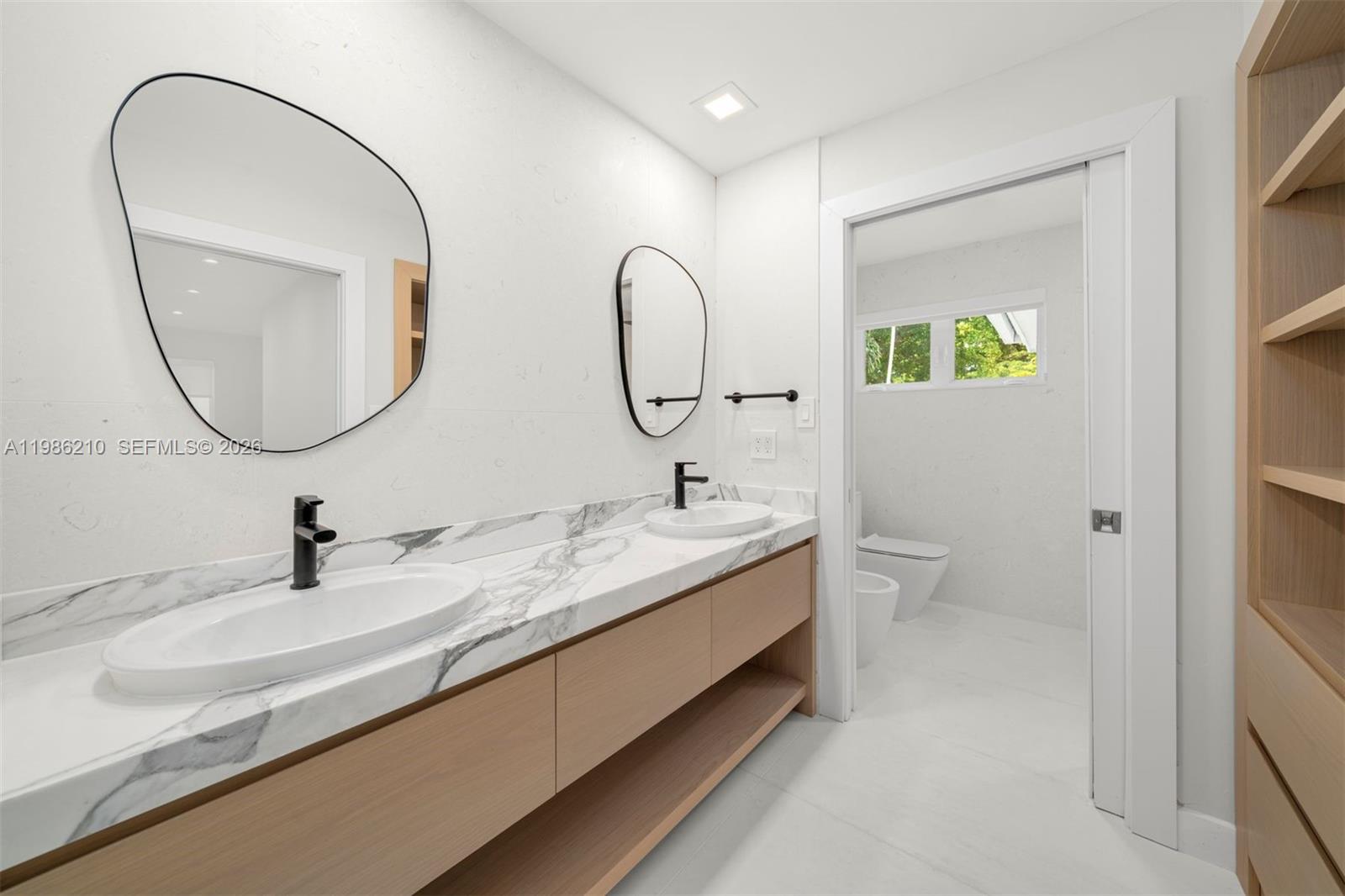 7155 Los Pinos Blvd Coral Gables, FL 33143