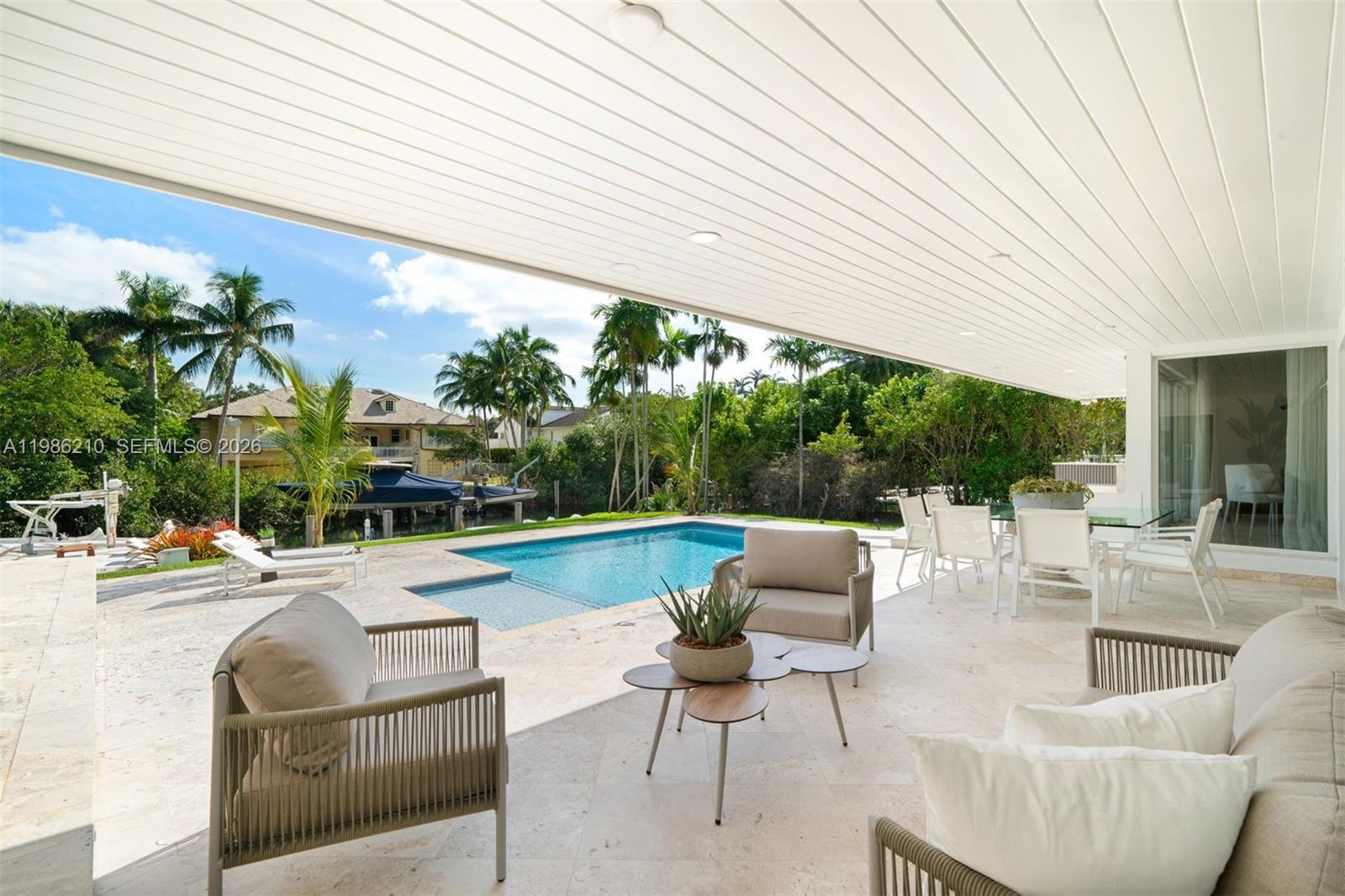 7155 Los Pinos Blvd Coral Gables, FL 33143