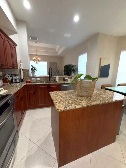 7770 NW 161st Ter Miami Lakes, FL 33016