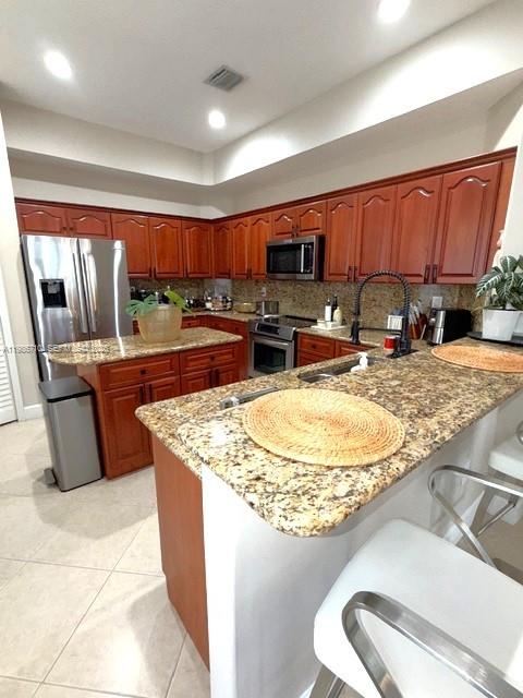 7770 NW 161st Ter Miami Lakes, FL 33016