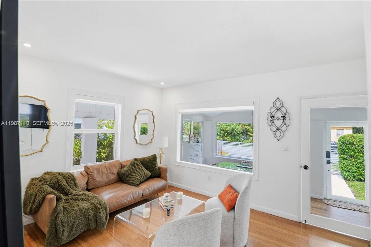 1850 NW 53rd St Miami, FL 33142