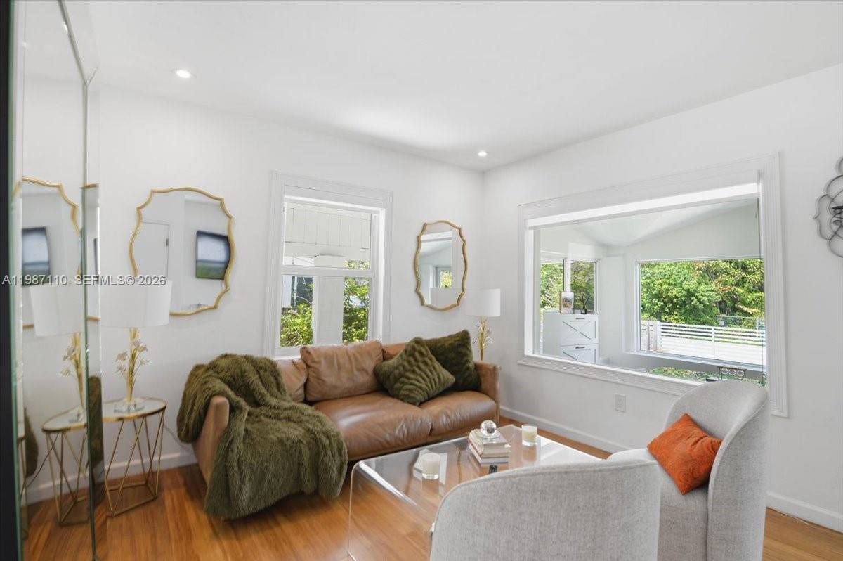 1850 NW 53rd St Miami, FL 33142