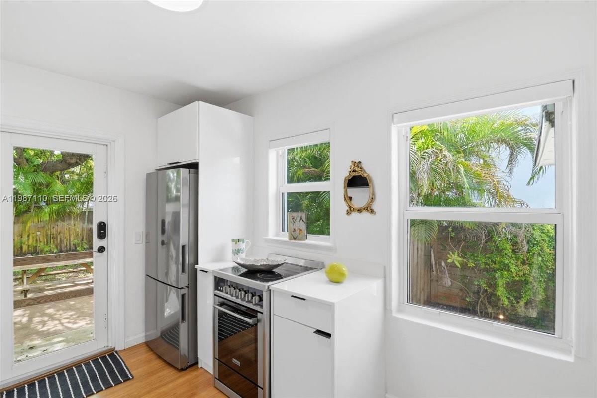 1850 NW 53rd St Miami, FL 33142