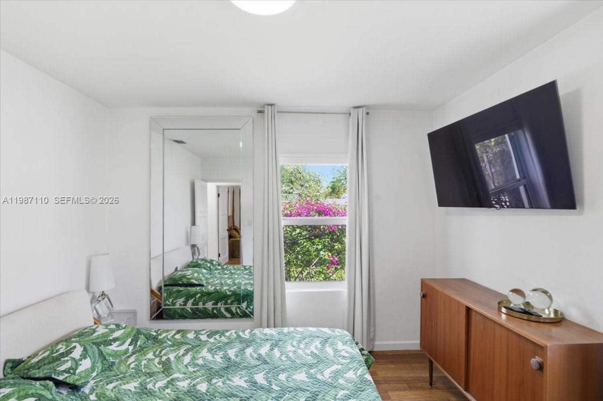 1850 NW 53rd St Miami, FL 33142