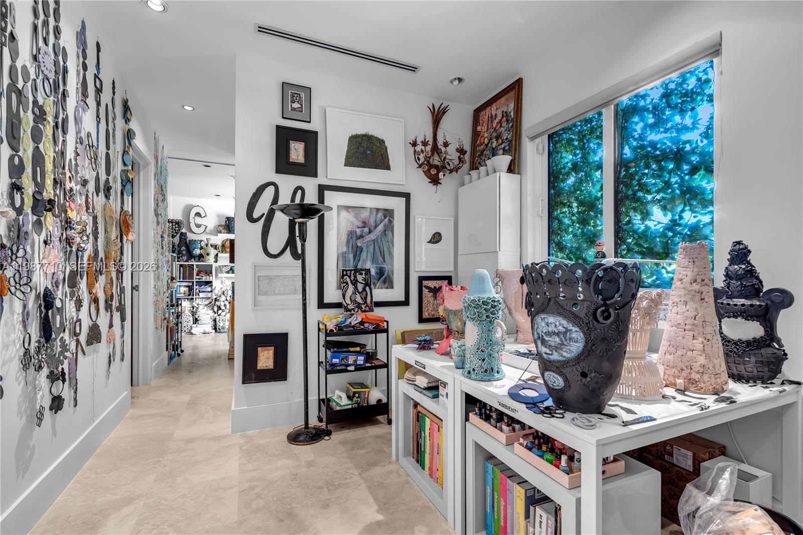 140 Hampton Ln Key Biscayne, FL 33149