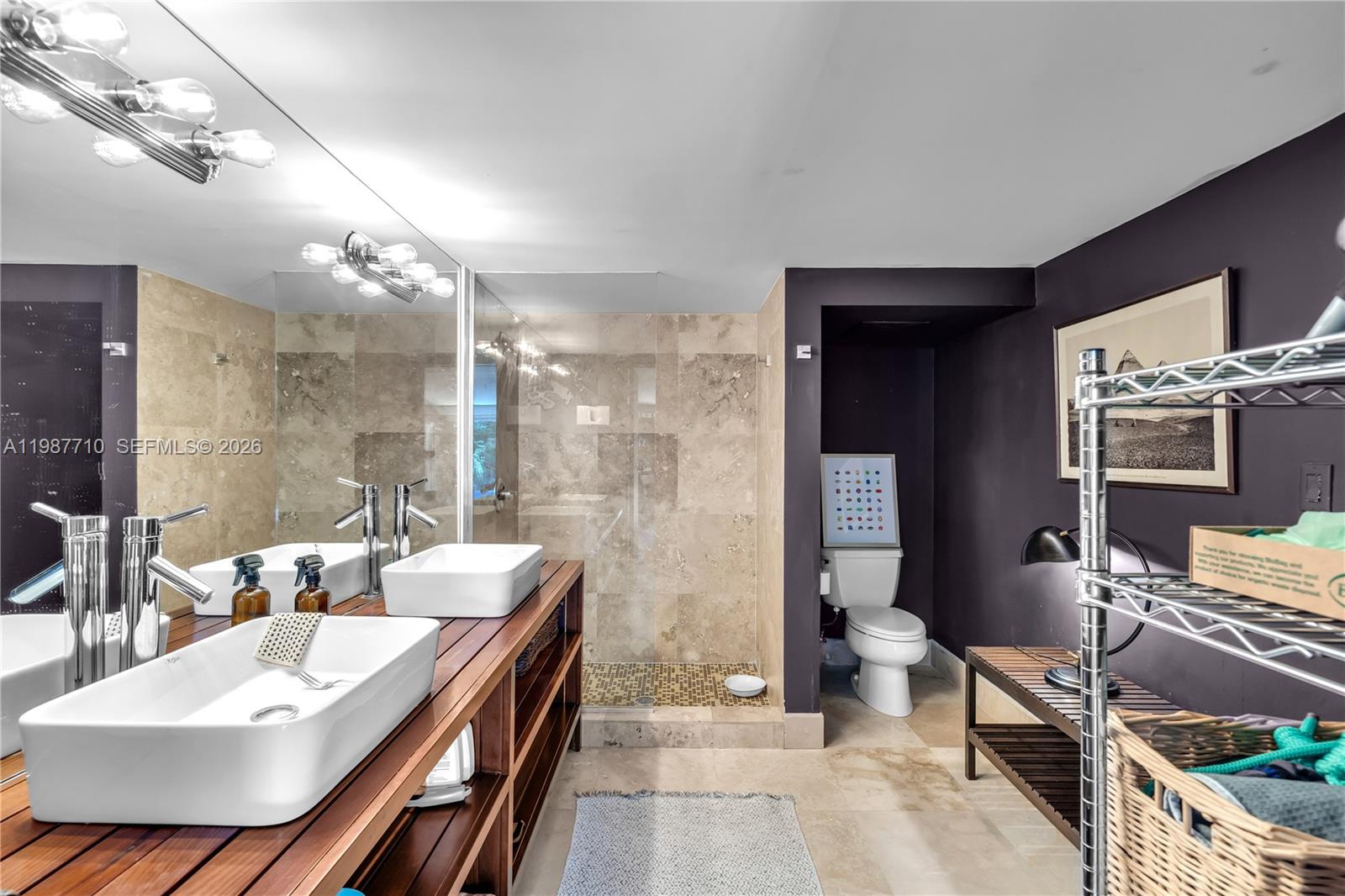 140 Hampton Ln Key Biscayne, FL 33149