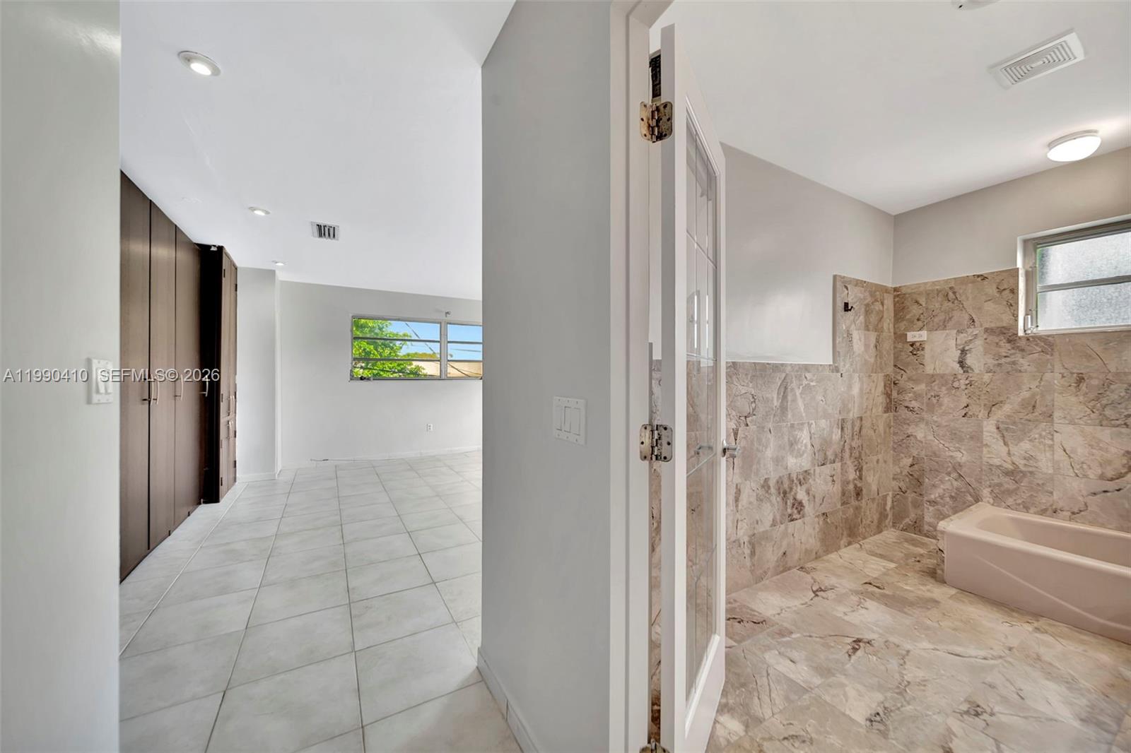 2293 NE 122nd St #2293 North Miami, FL 33181