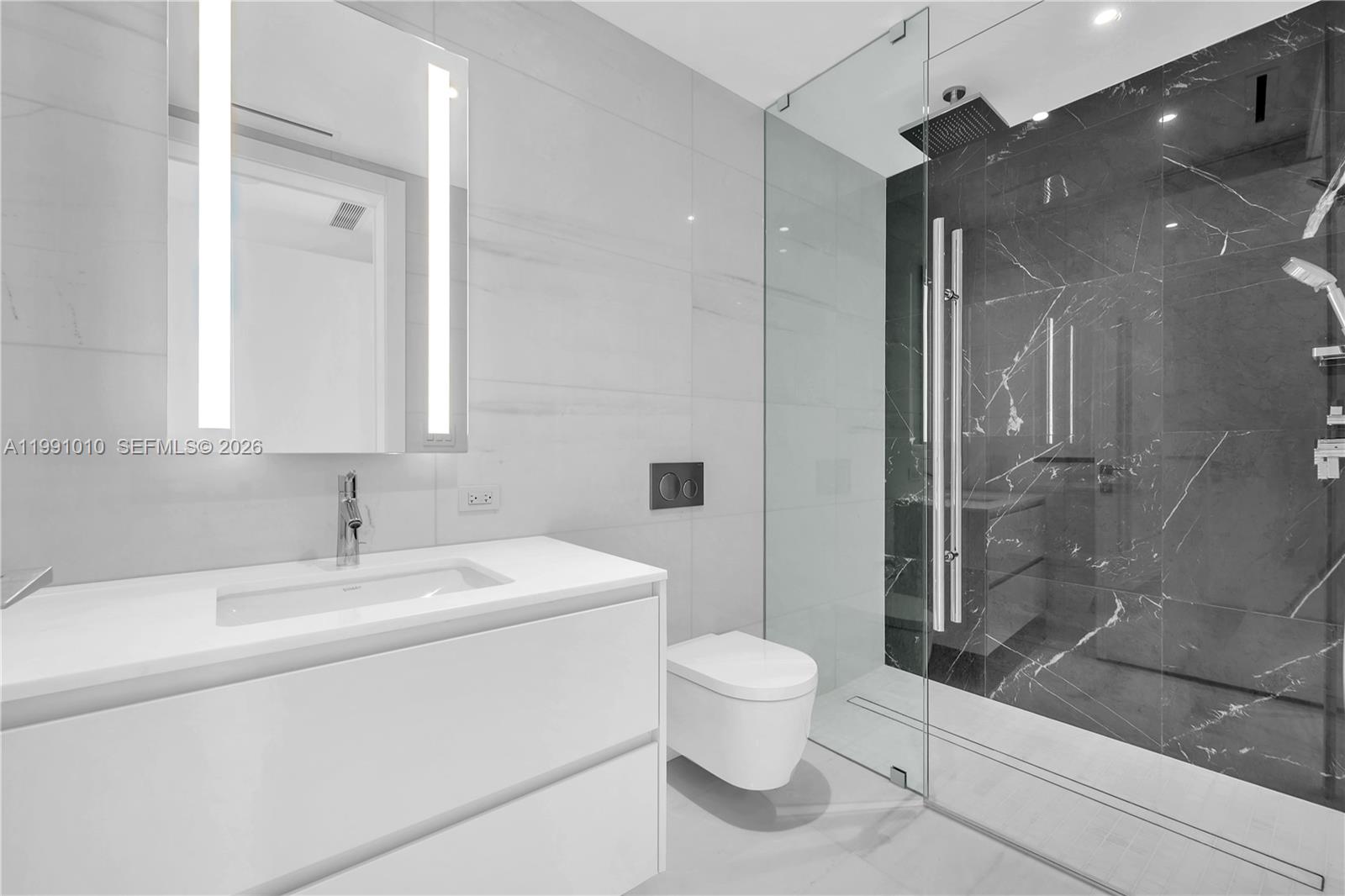 image Aston Martin Residences12