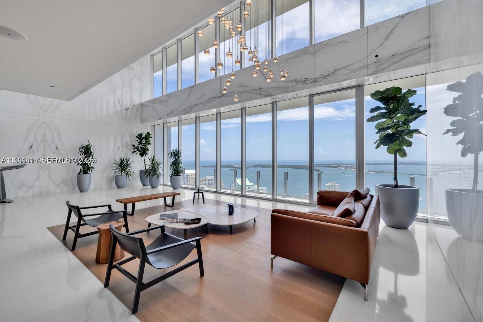 image Aston Martin Residences15