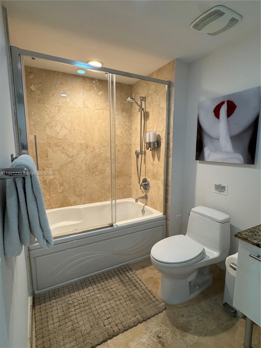 image Brickell on the River South24