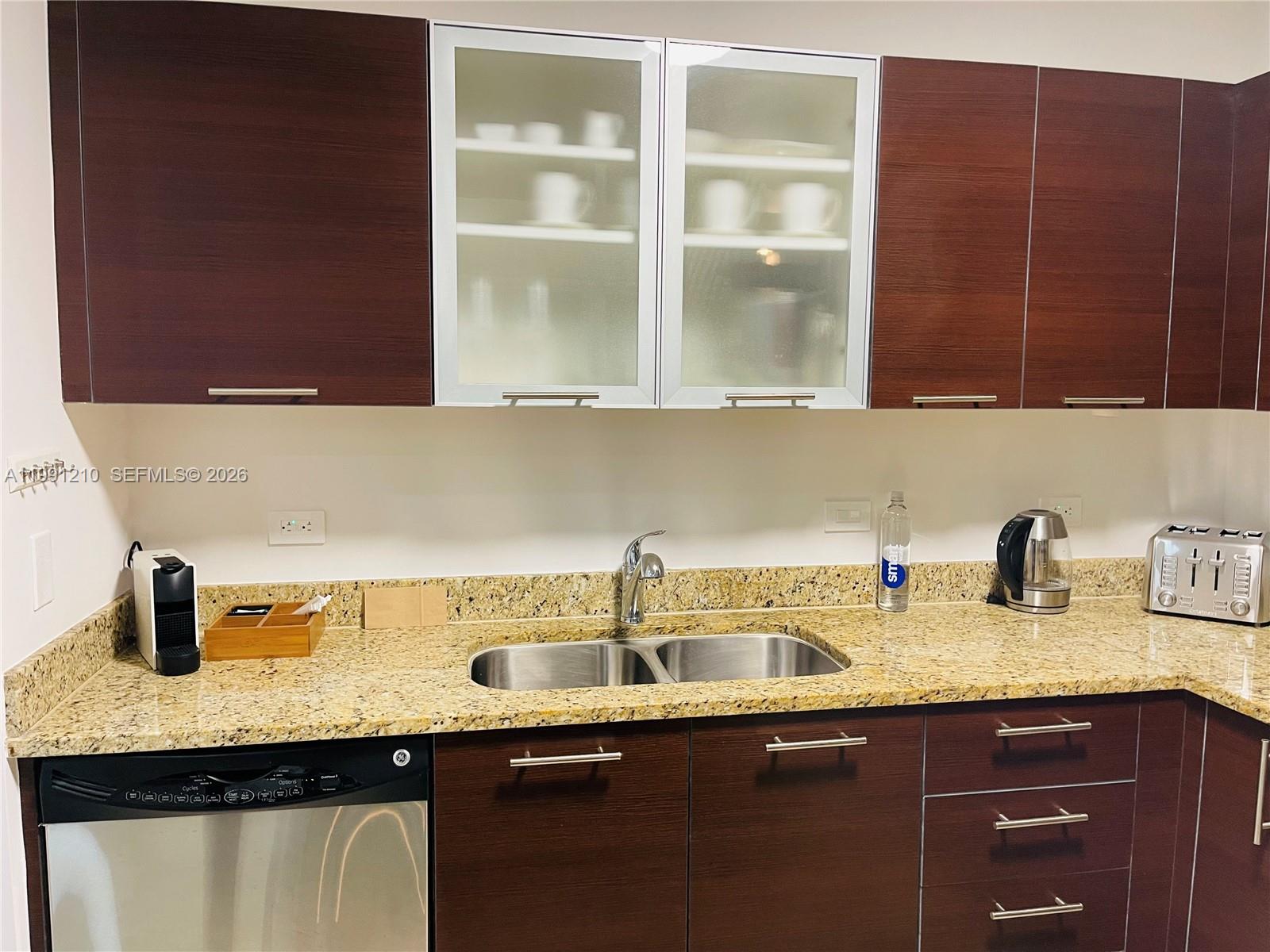 image Brickell on the River South28