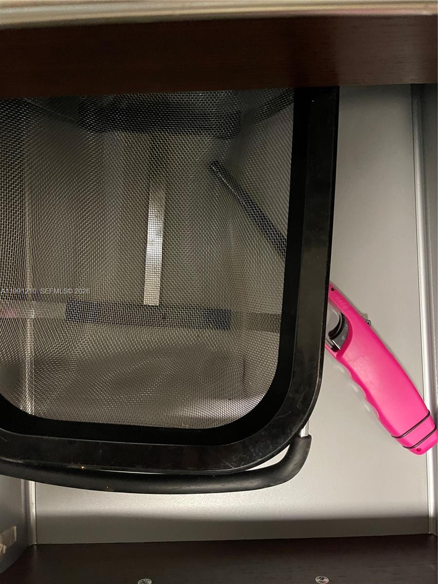 image Brickell on the River South33