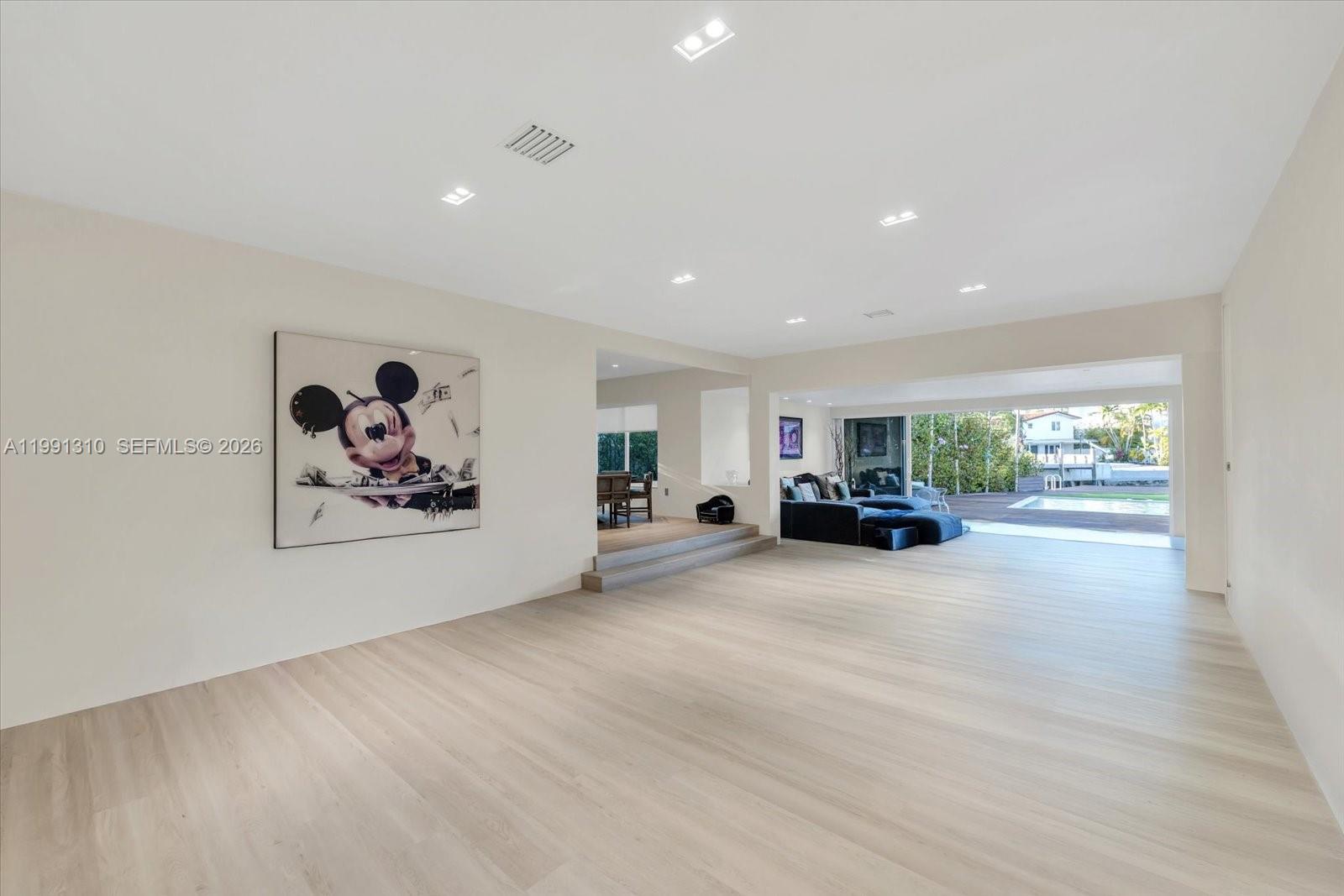 1277 Biscaya Dr Surfside, FL 33154