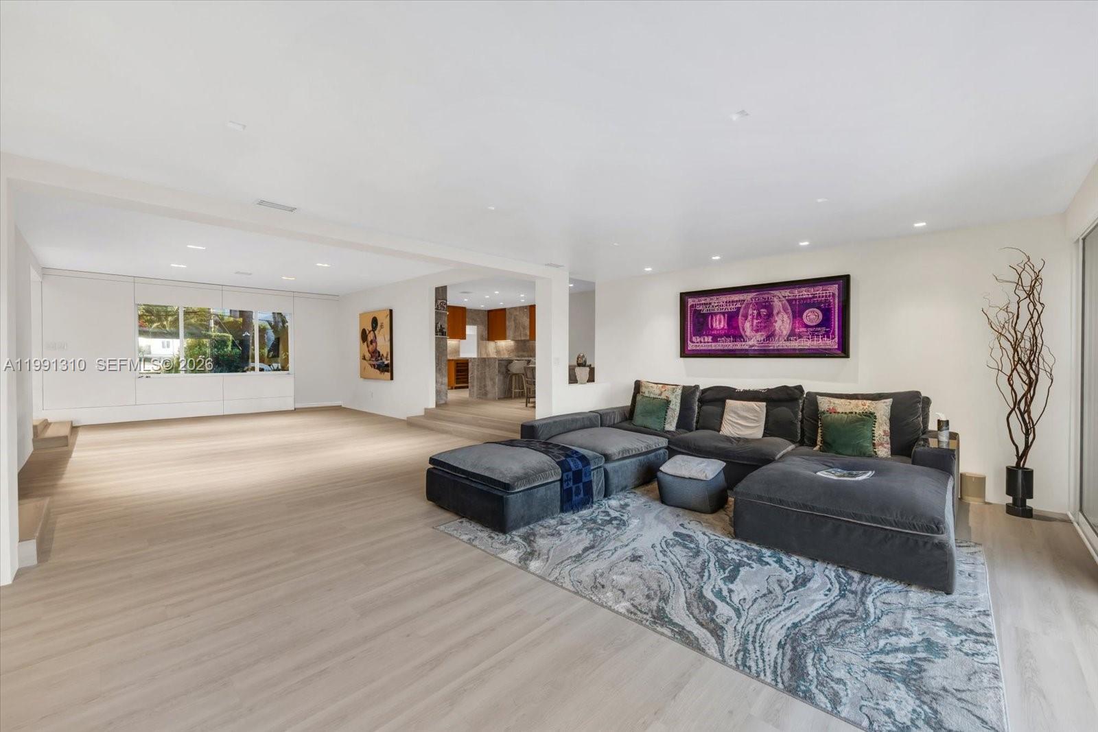 1277 Biscaya Dr Surfside, FL 33154