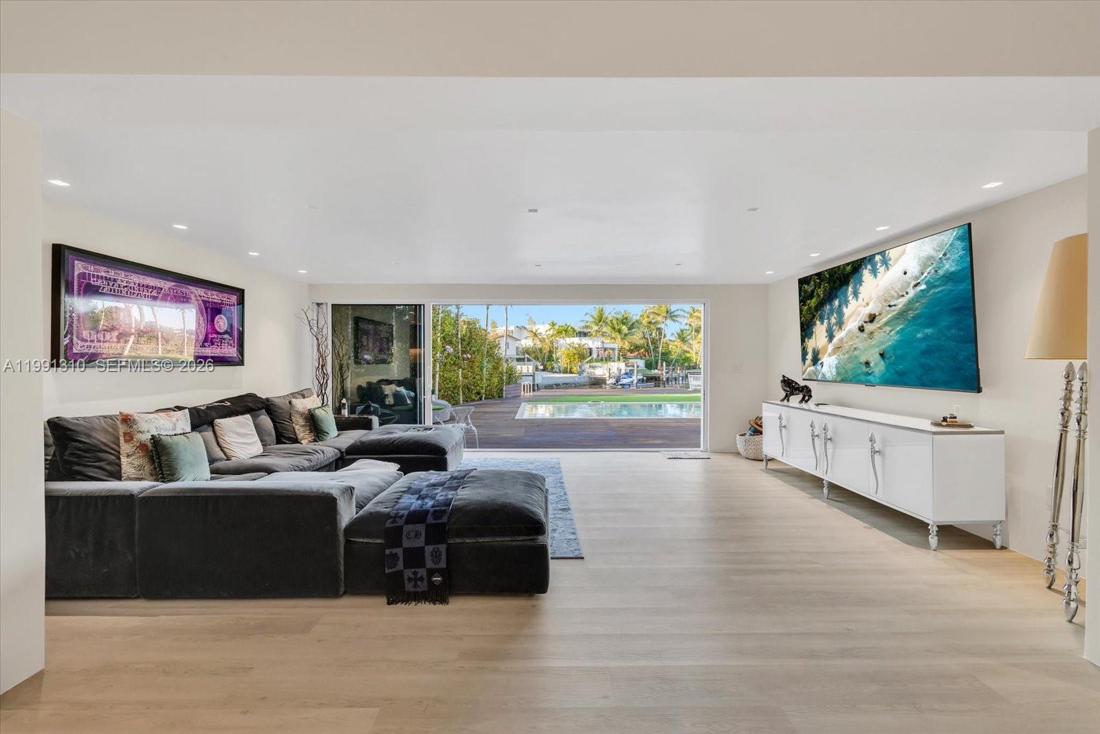 1277 Biscaya Dr Surfside, FL 33154