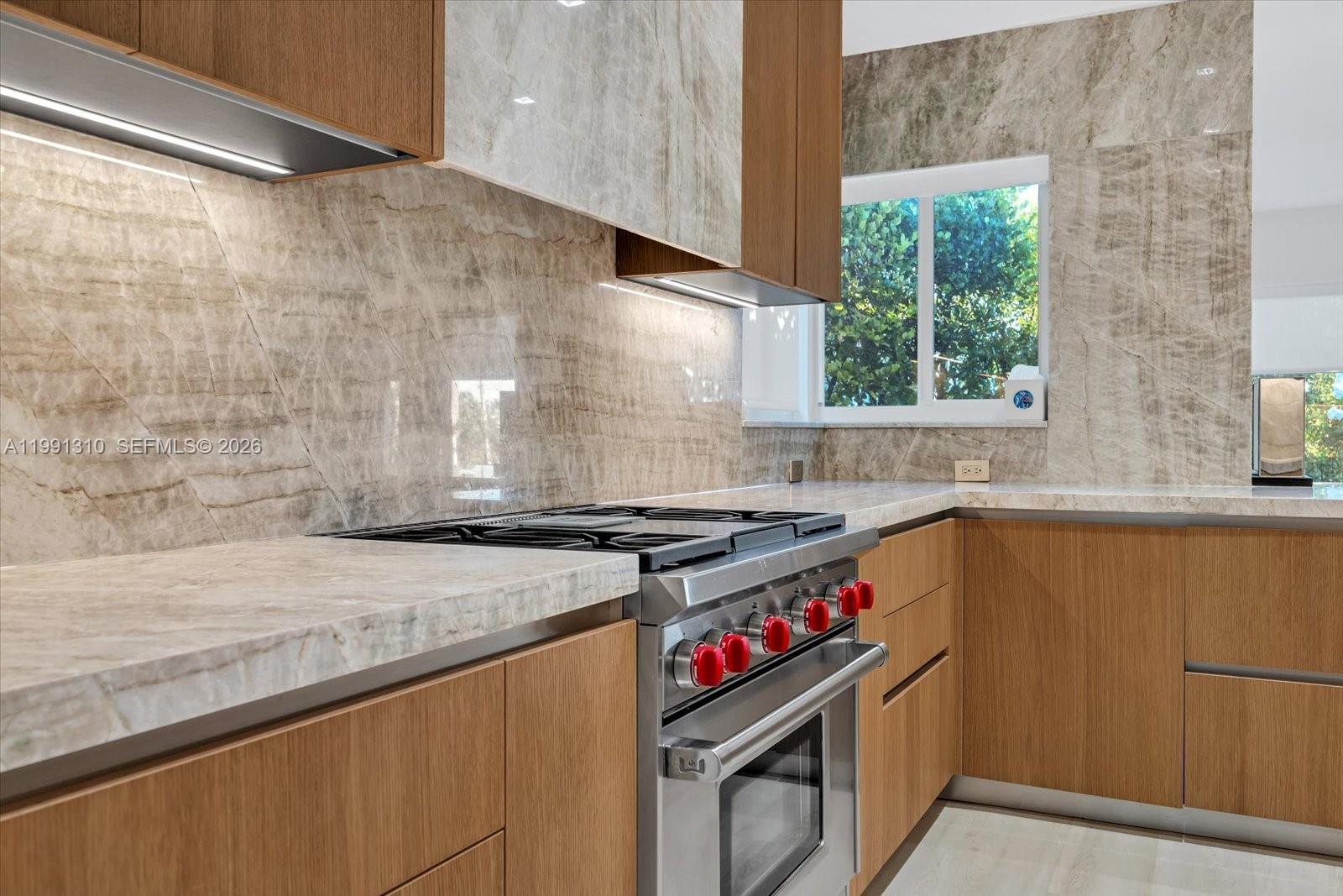 1277 Biscaya Dr Surfside, FL 33154