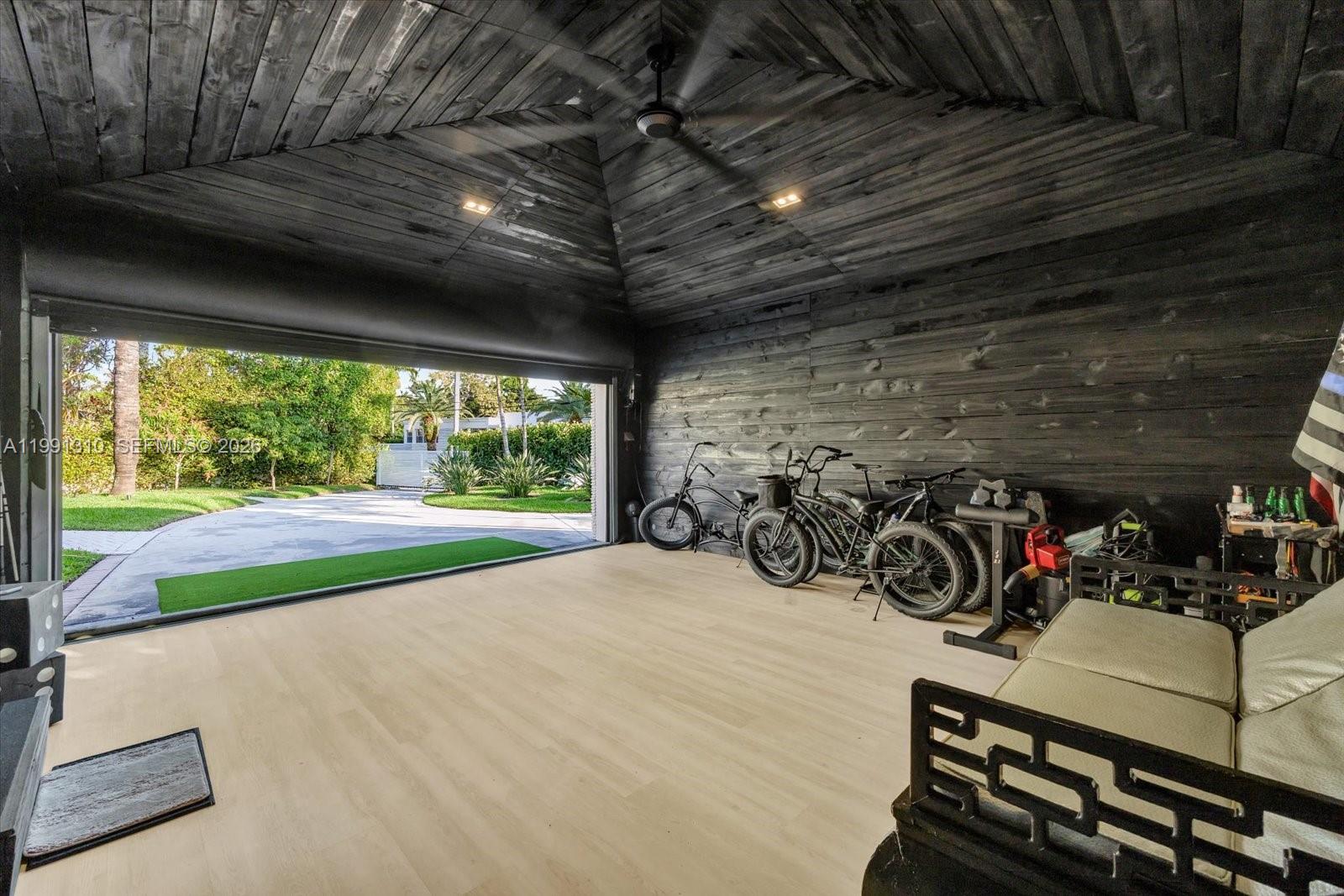 1277 Biscaya Dr Surfside, FL 33154