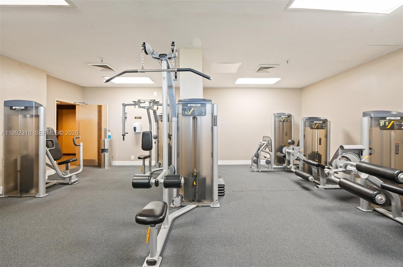 520 Brickell Key Dr #A1712 Miami, FL 33131