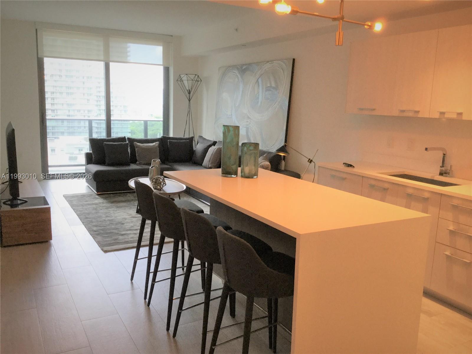 image Brickell Heights West8