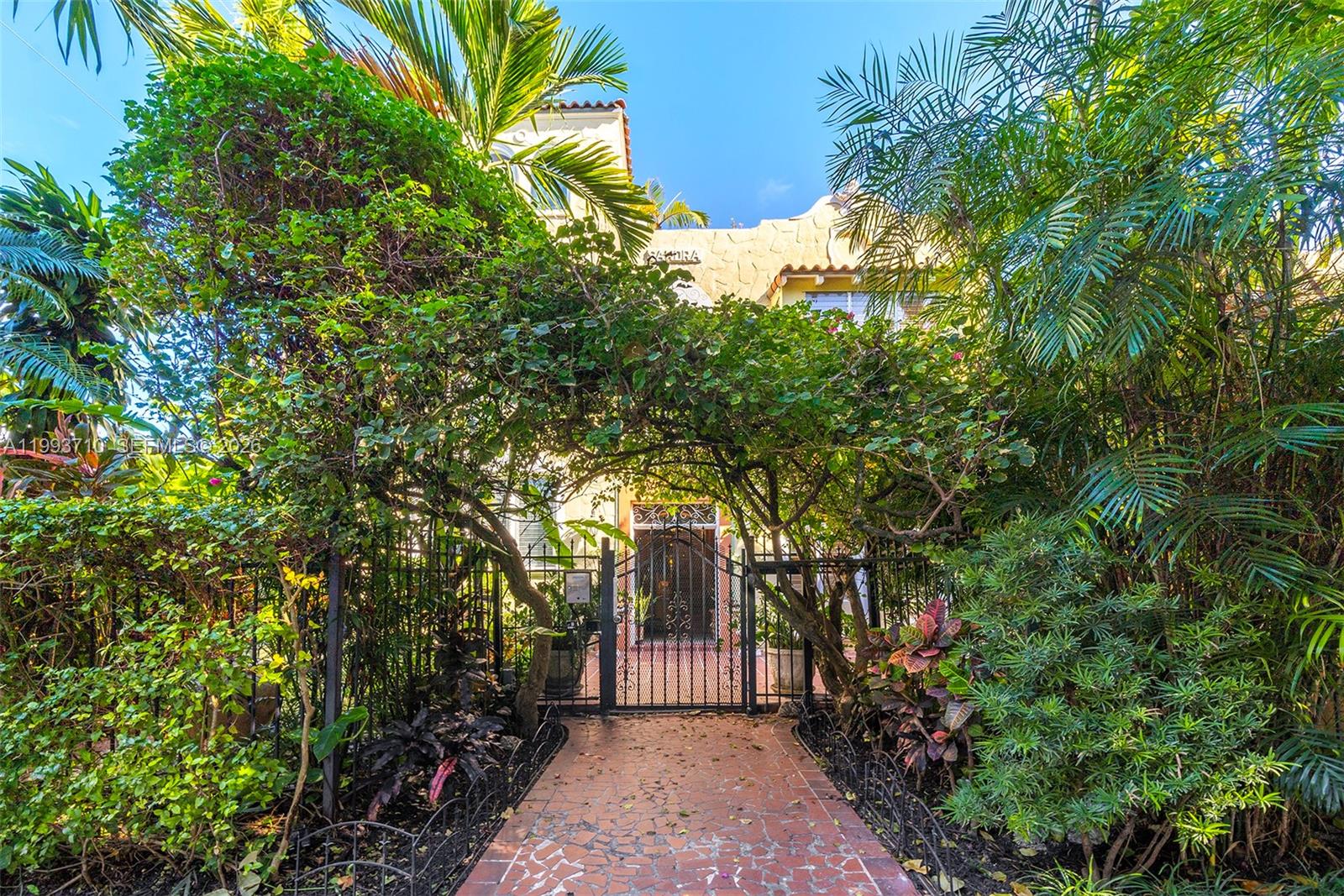 1361 Meridian Ave #4