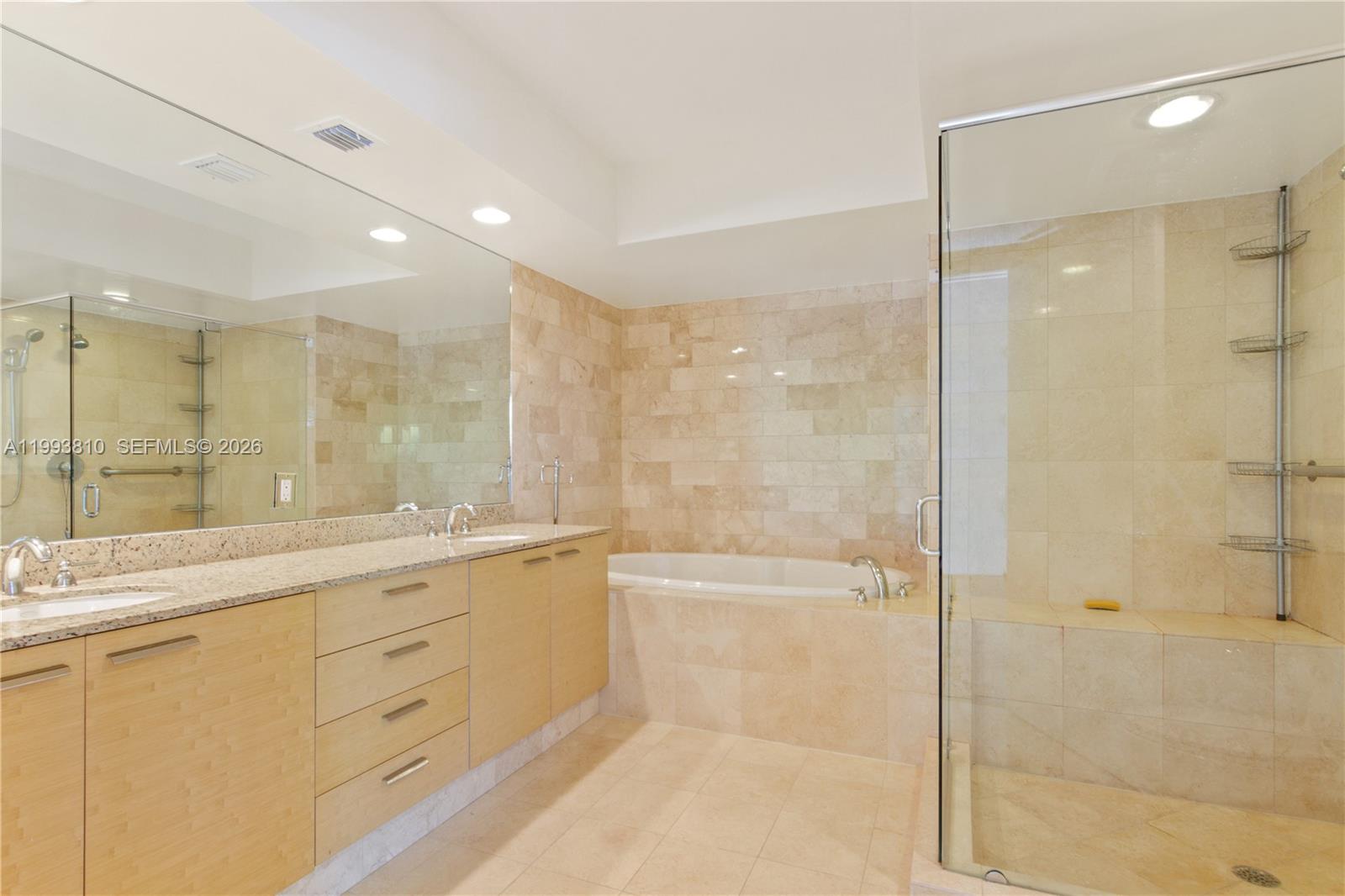 image Beach Club 317