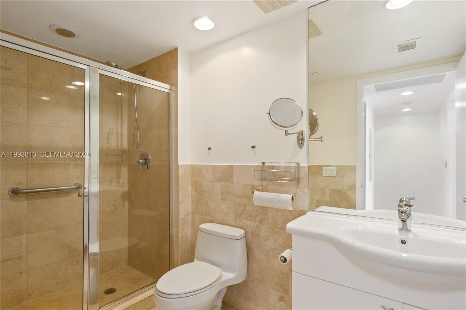 image Beach Club 320