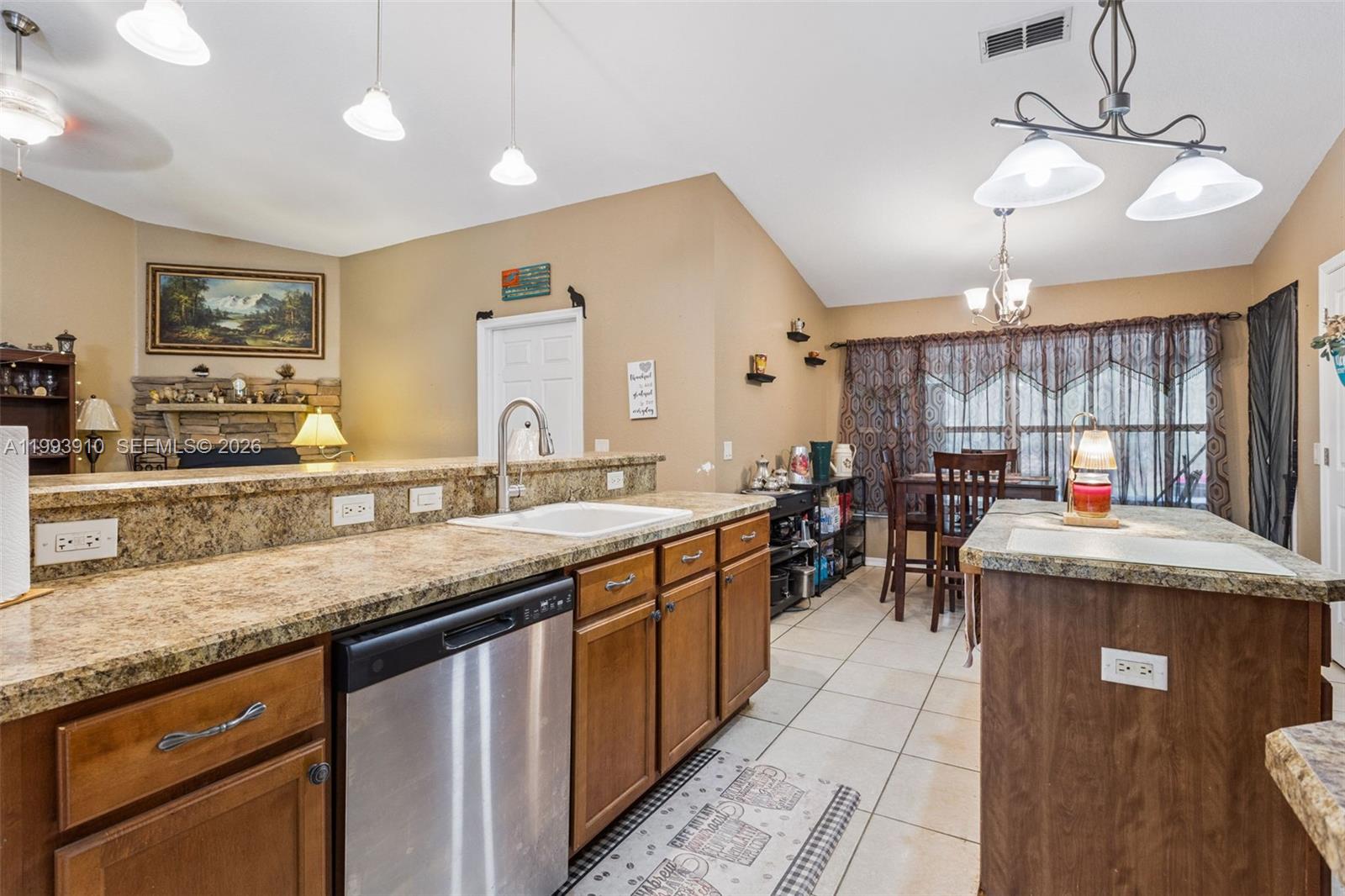 14170 Se 4th St Williston, FL 32696