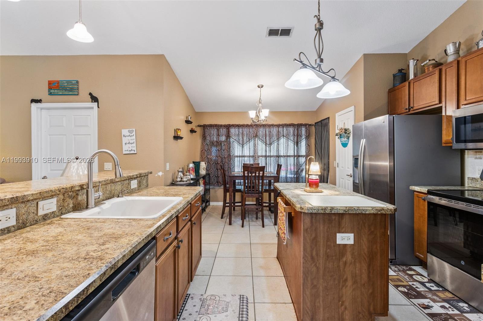 14170 Se 4th St Williston, FL 32696