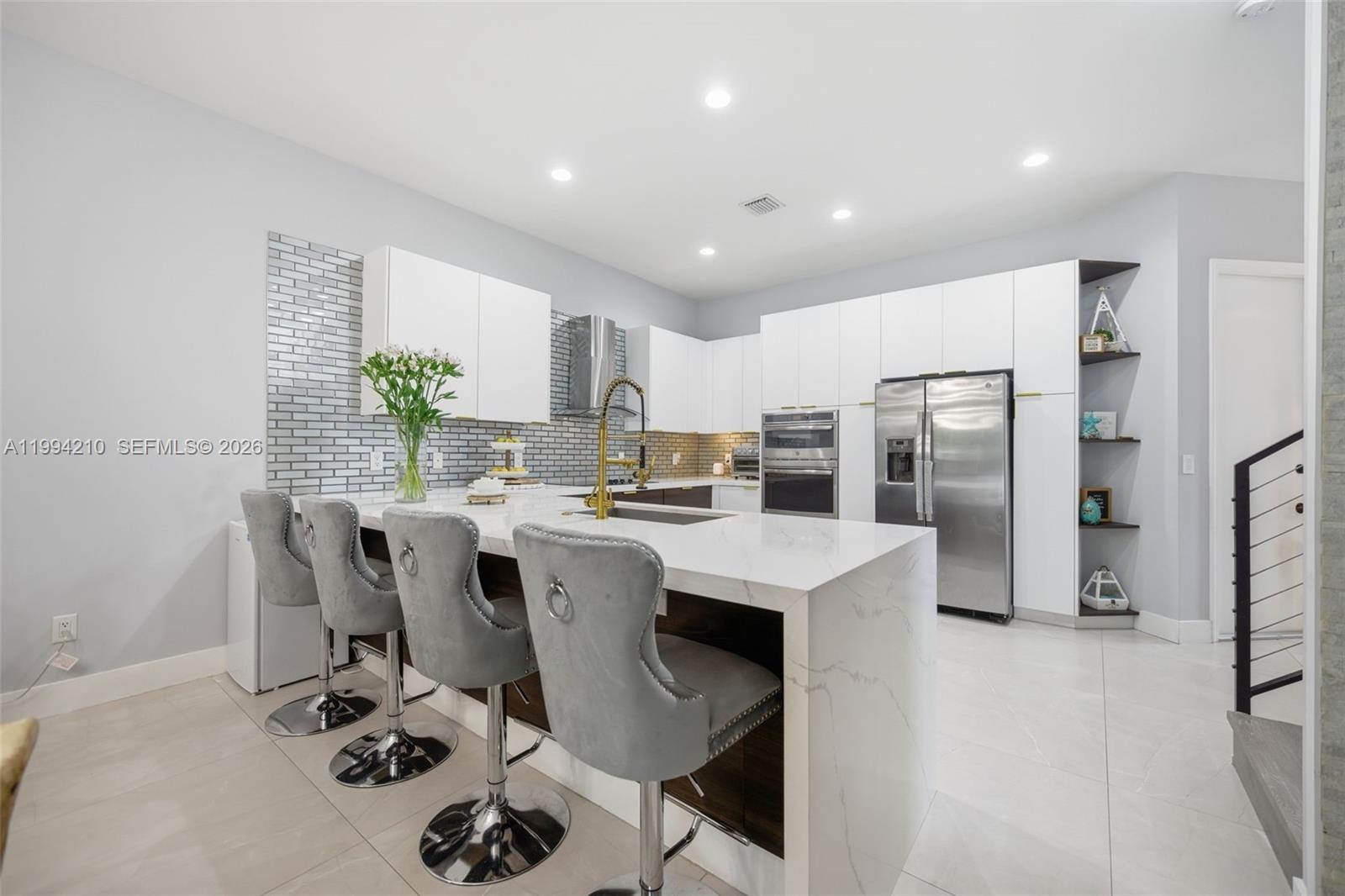 3242 SW 44th St Dania Beach, FL 33312