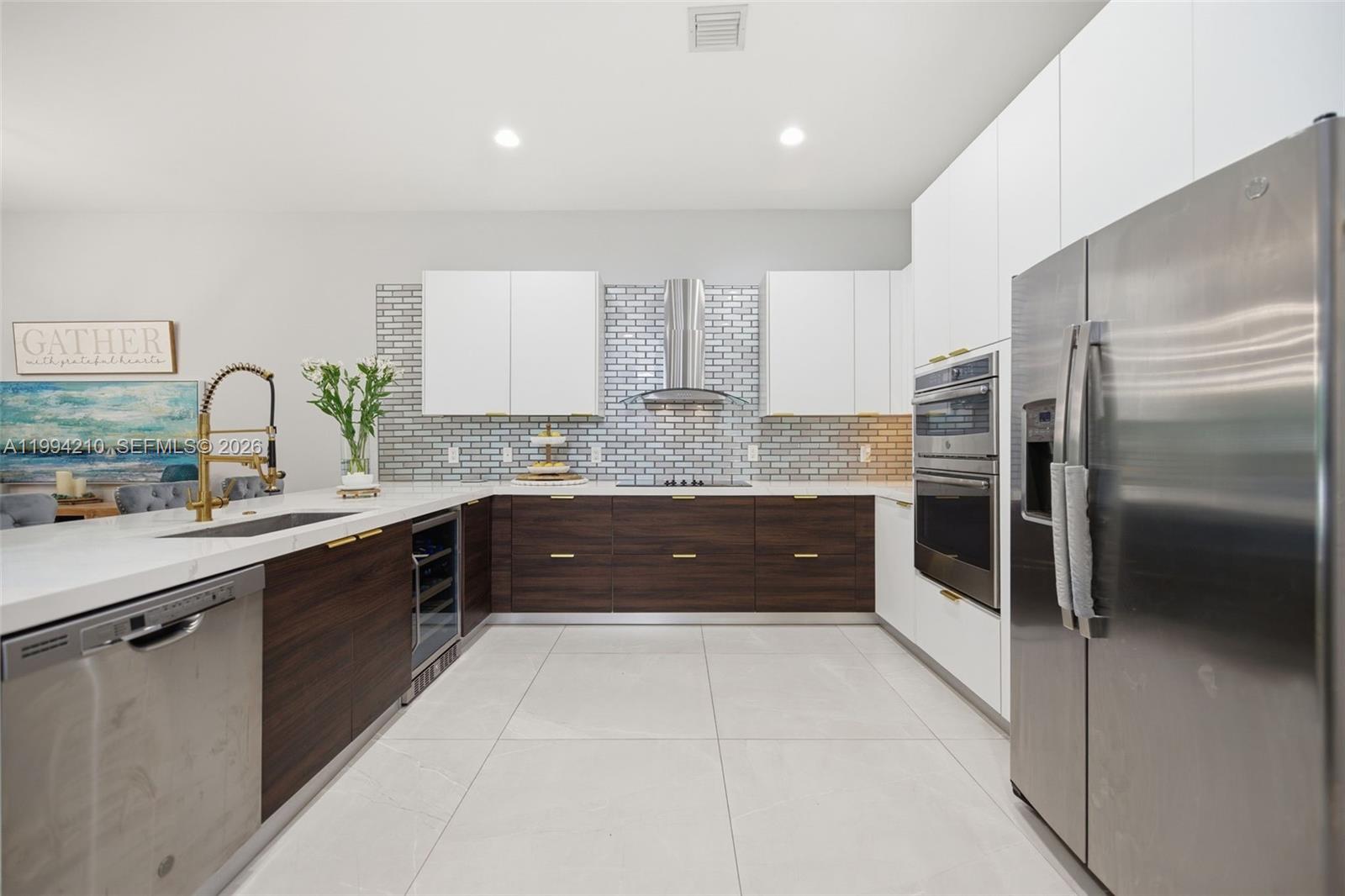 3242 SW 44th St Dania Beach, FL 33312