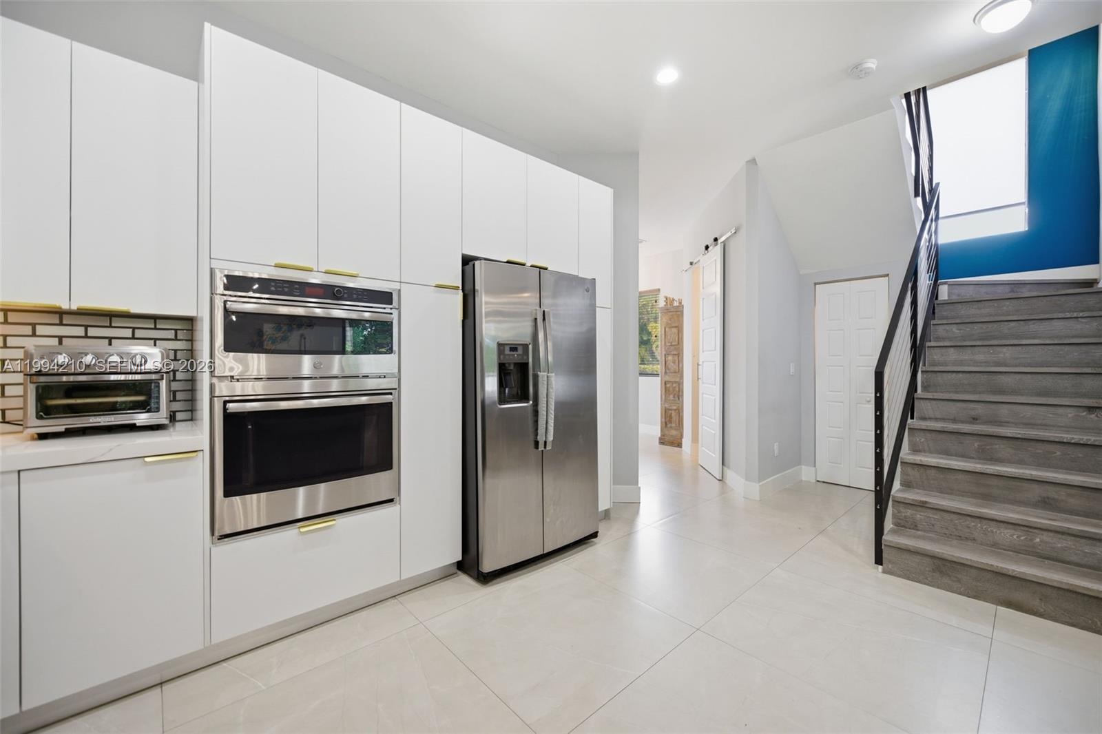 3242 SW 44th St Dania Beach, FL 33312