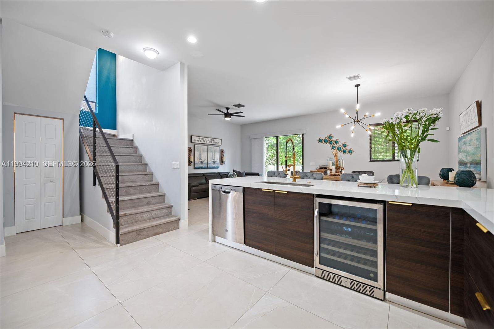 3242 SW 44th St Dania Beach, FL 33312