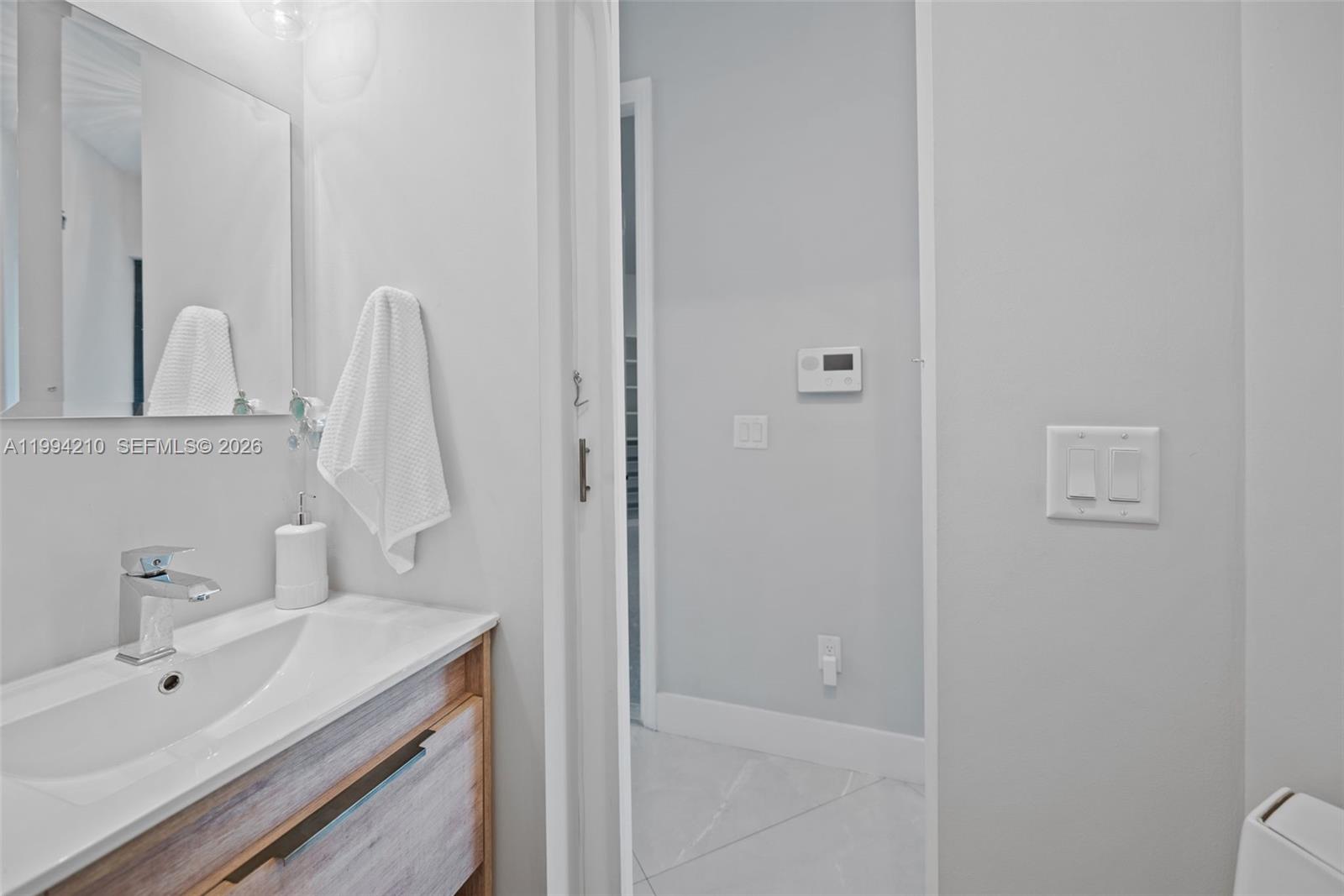 3242 SW 44th St Dania Beach, FL 33312