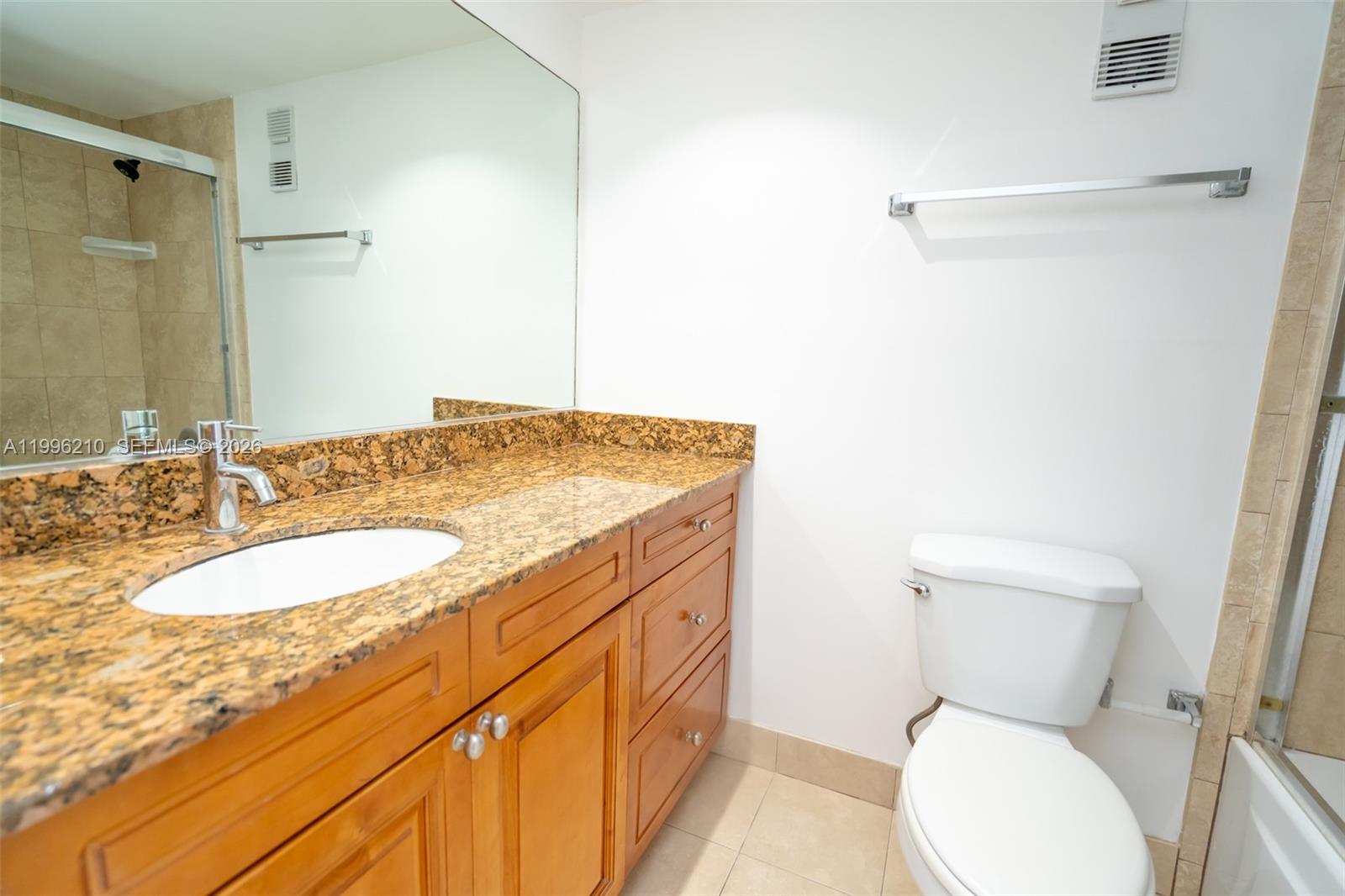3527 NE 168th St #301 North Miami Beach, FL 33160