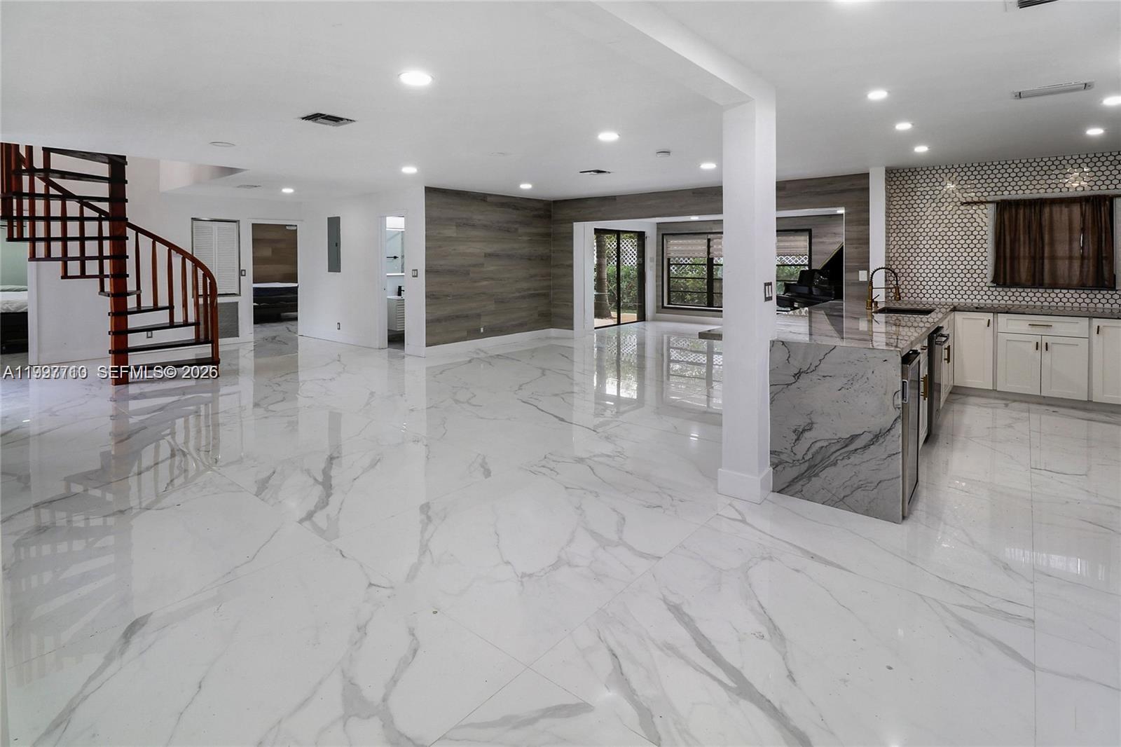 3375 NE 20th Ave Oakland Park, FL 33306