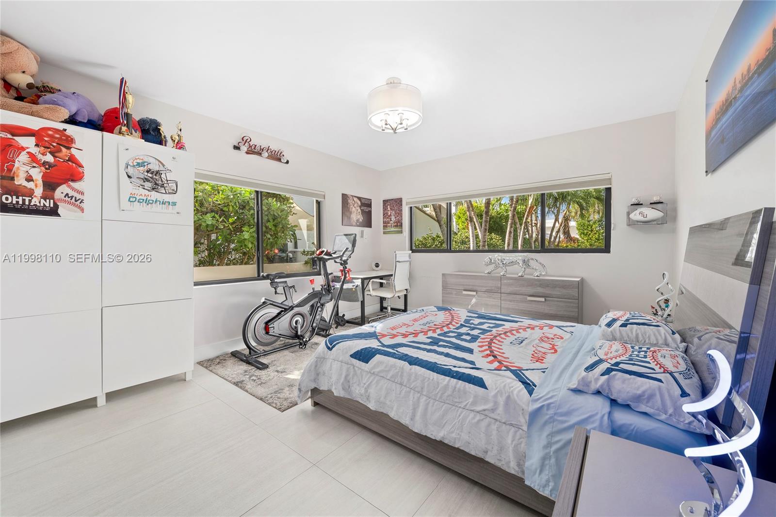 3141 N Bay Rd Miami Beach, FL 33140