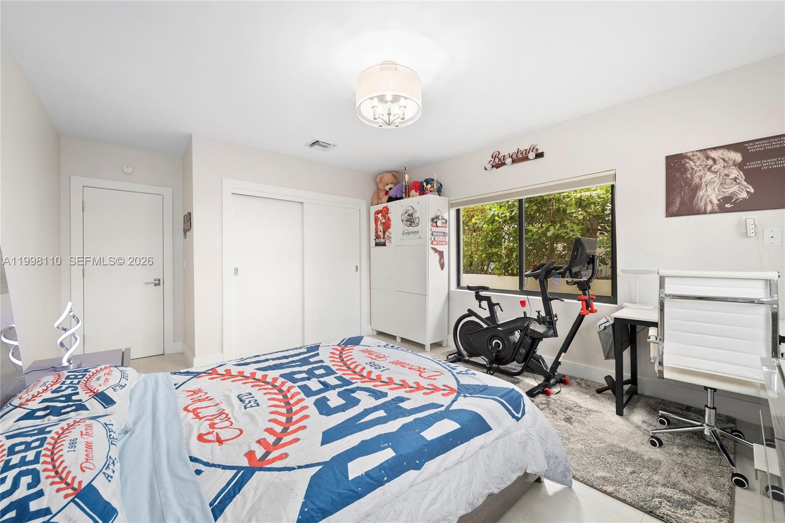 3141 N Bay Rd Miami Beach, FL 33140