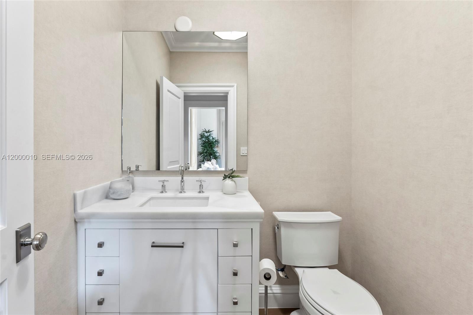 2617 Anderson Rd Coral Gables, FL 33134