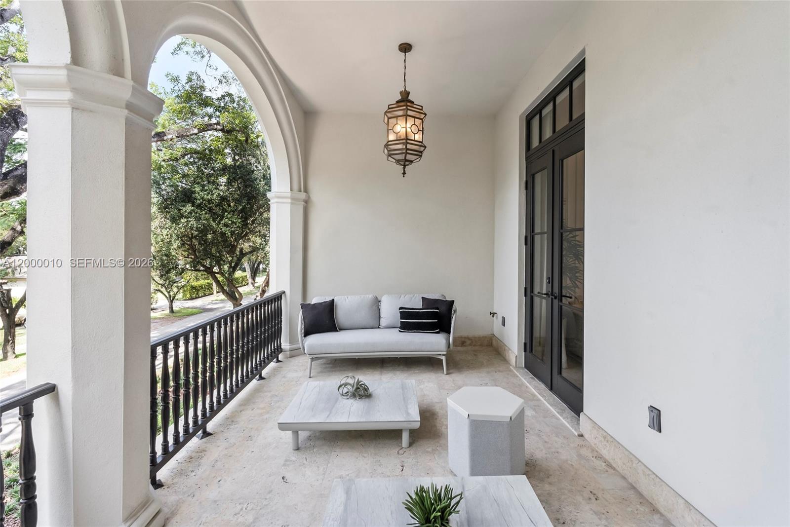 2617 Anderson Rd Coral Gables, FL 33134