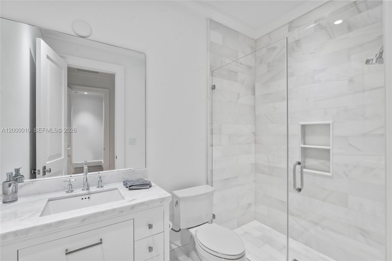 2617 Anderson Rd Coral Gables, FL 33134