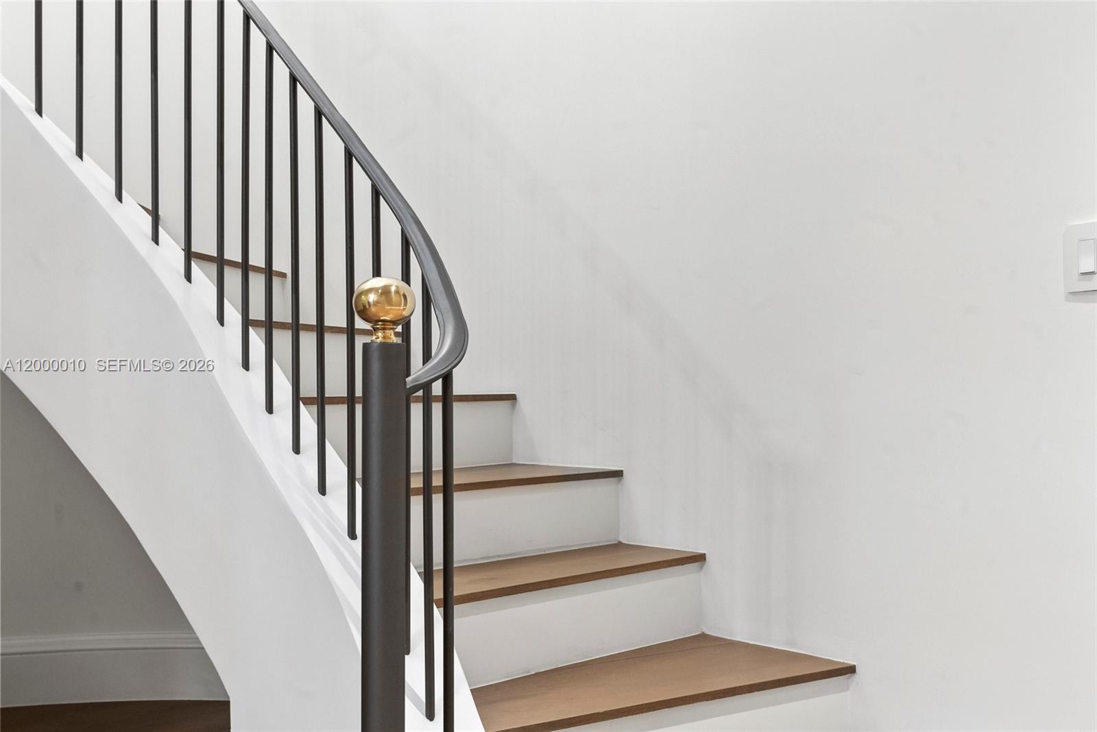 2617 Anderson Rd Coral Gables, FL 33134