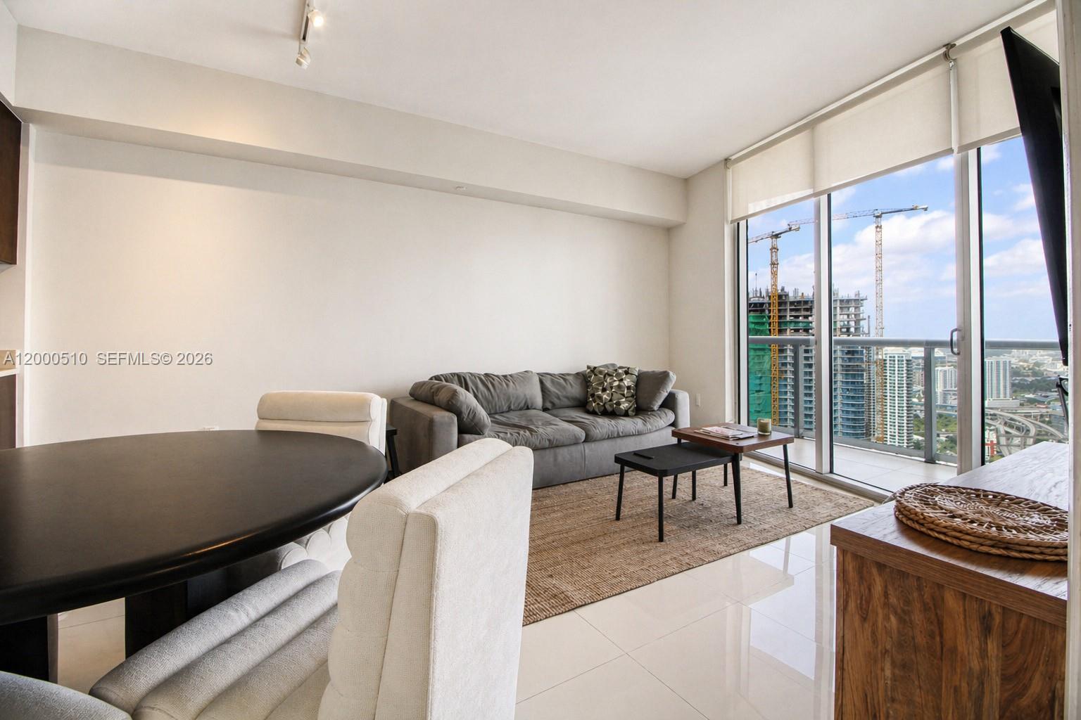 image Icon Brickell I9