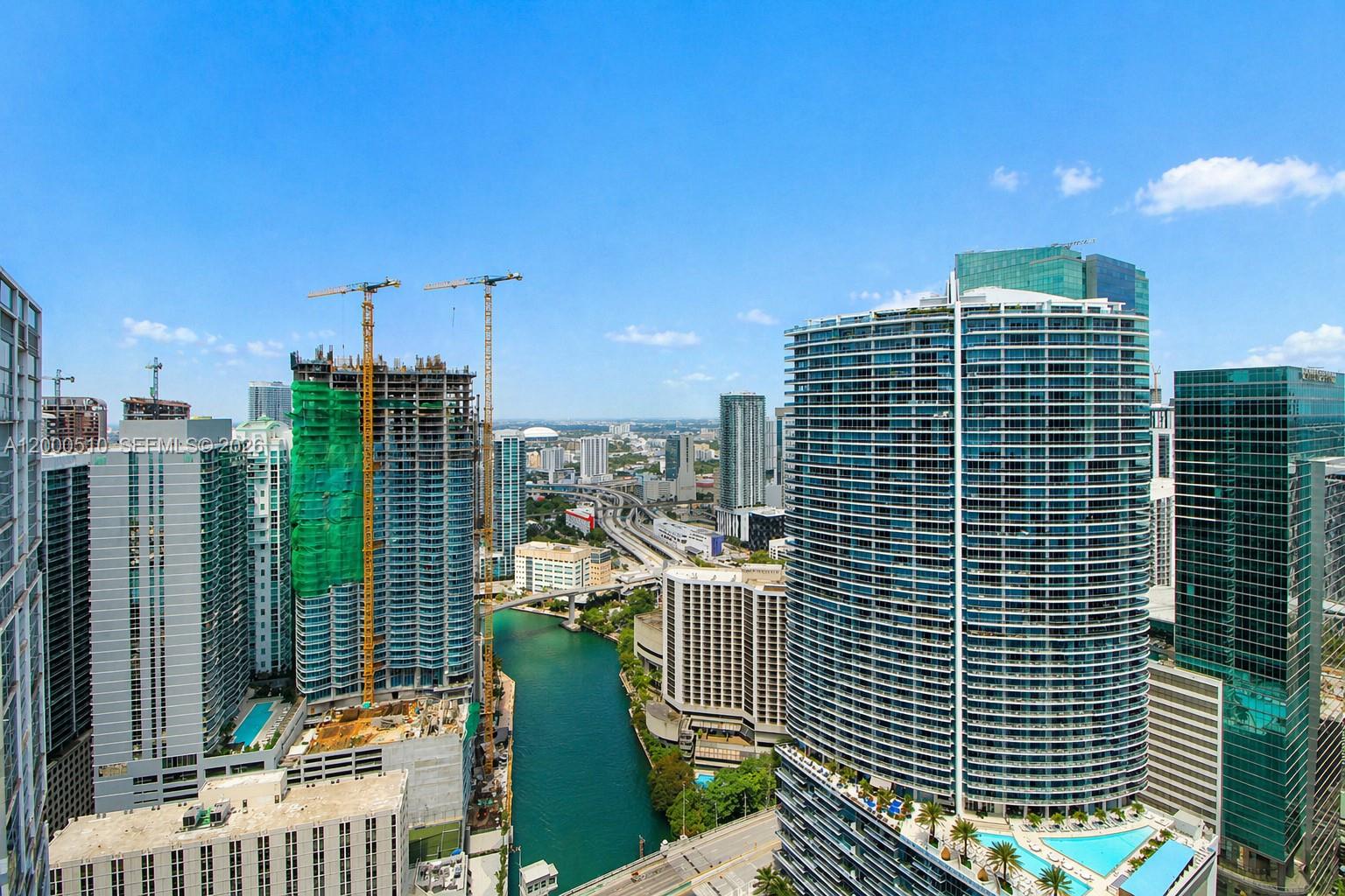 image Icon Brickell I1