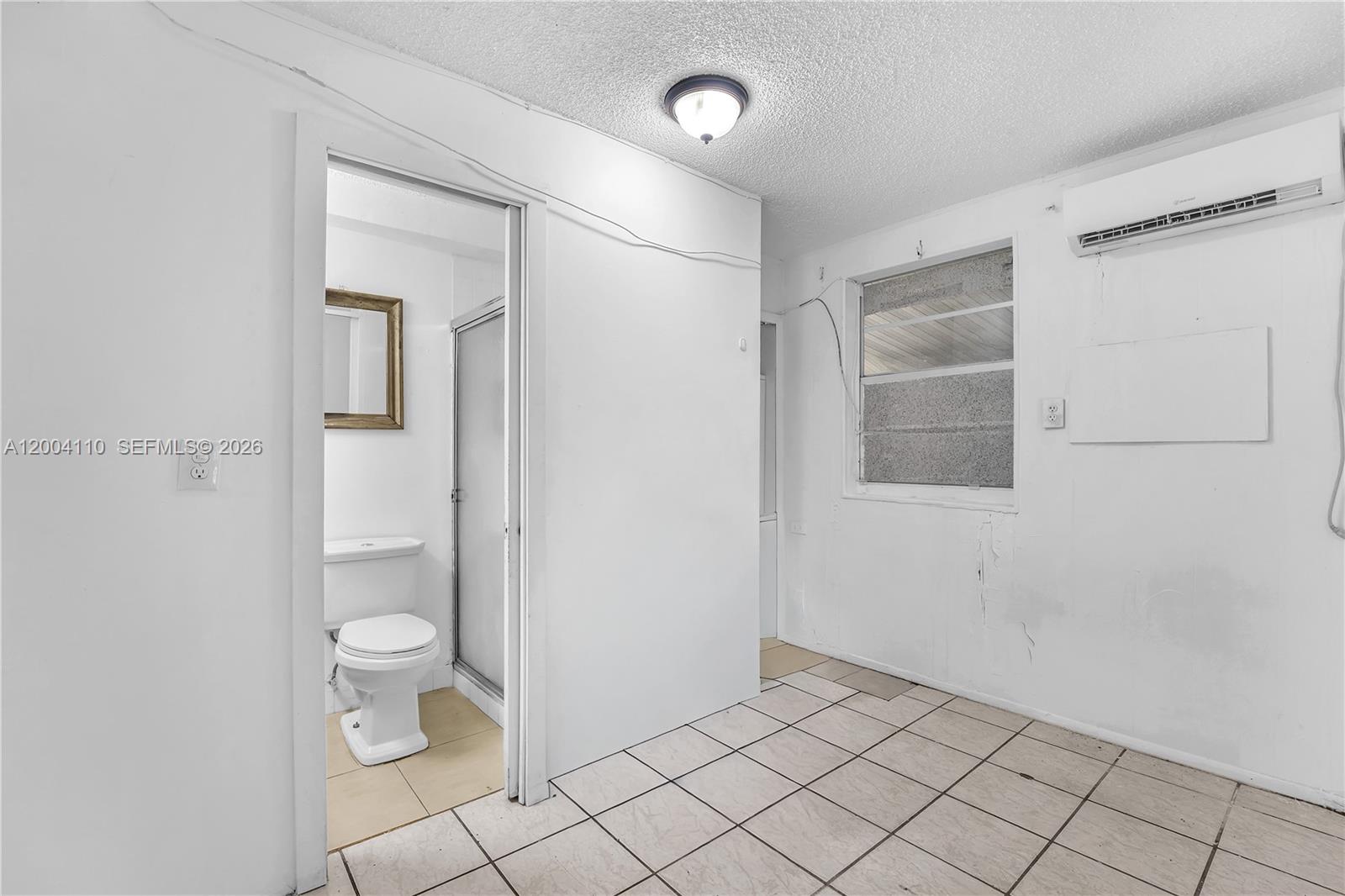 219 SW 6th Ave Miami, FL 33130