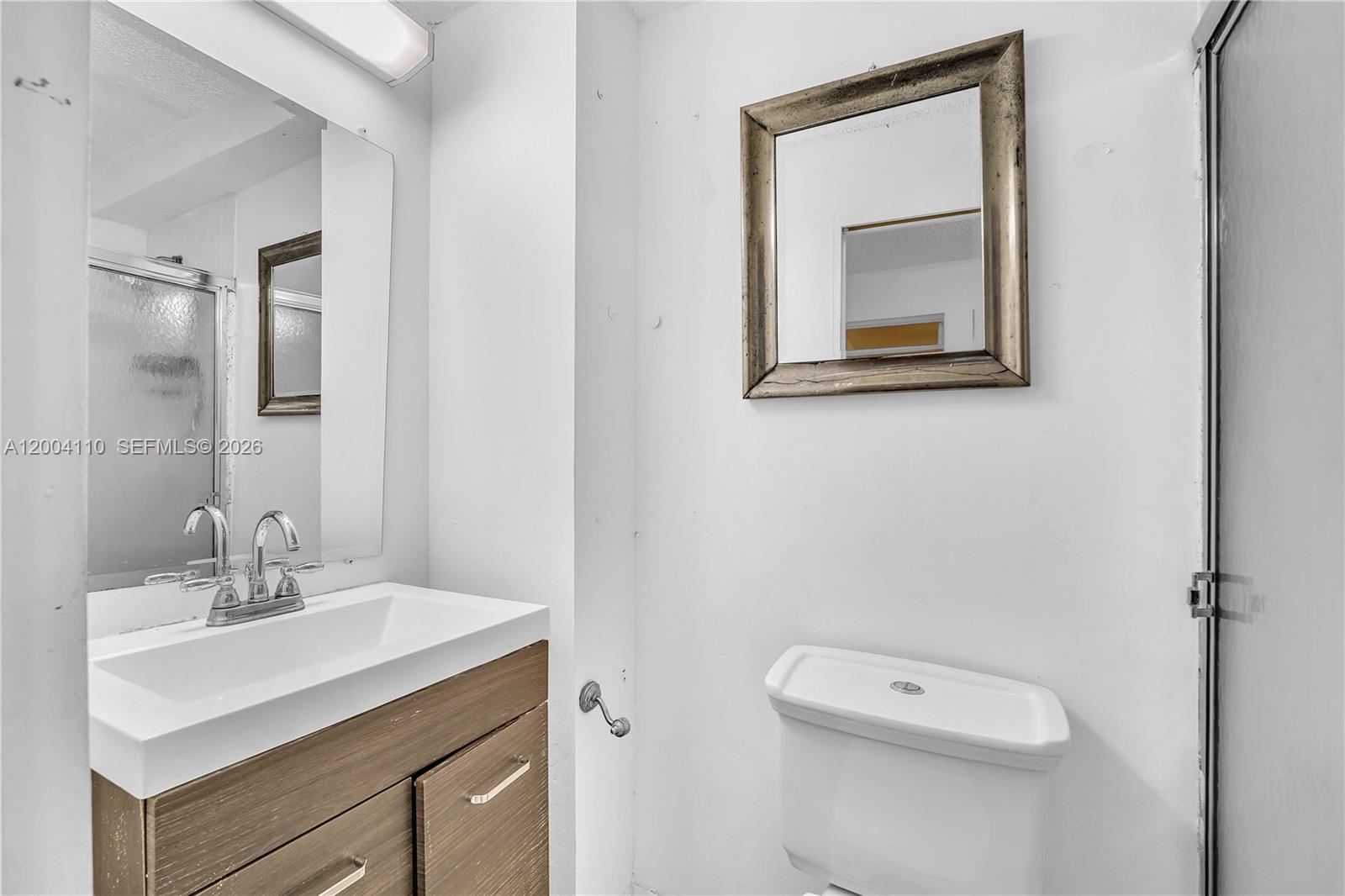 219 SW 6th Ave Miami, FL 33130