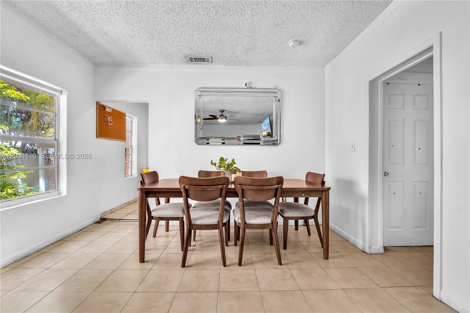 219 SW 6th Ave Miami, FL 33130