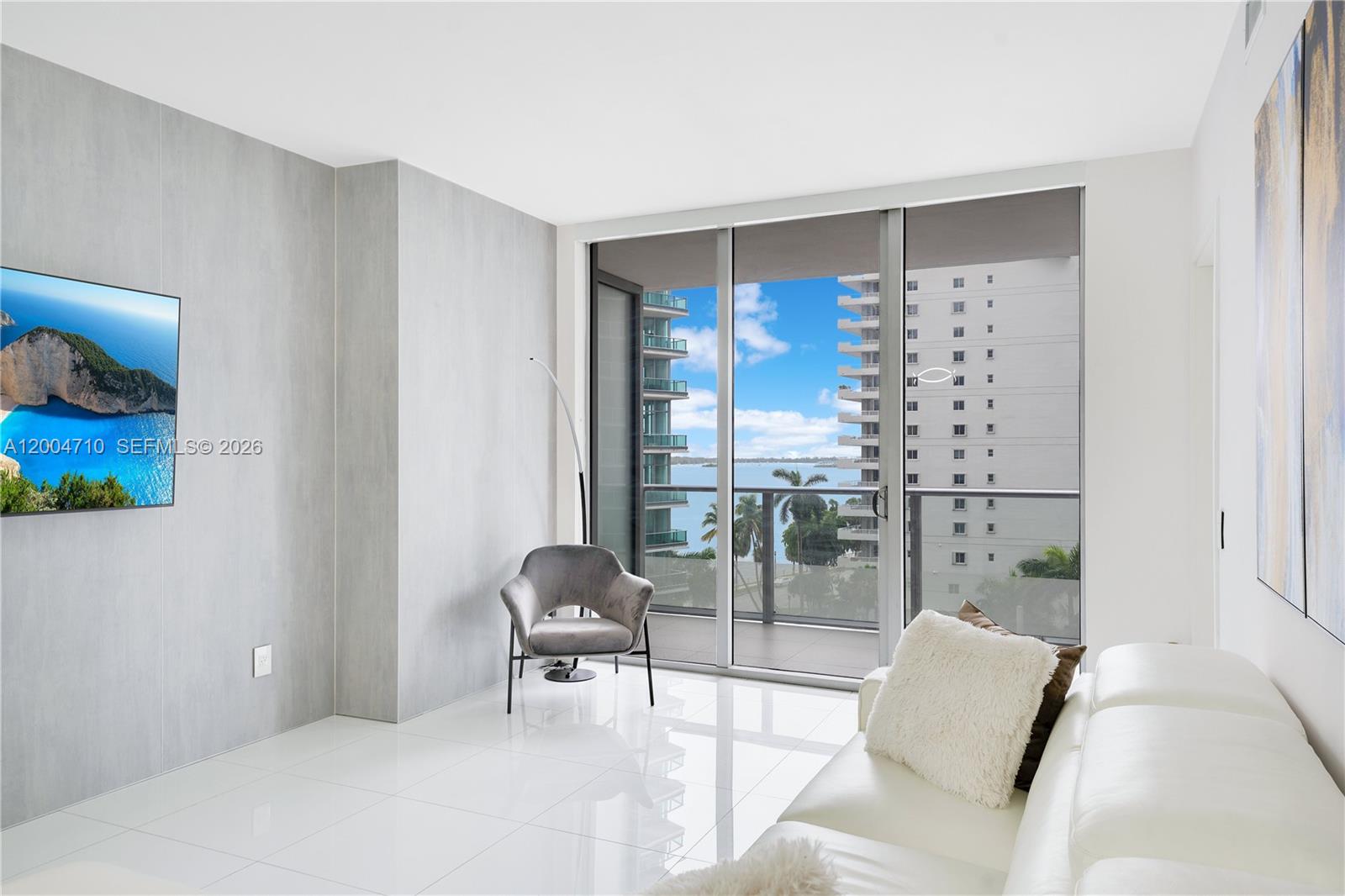 1300 Brickell Bay Dr #706