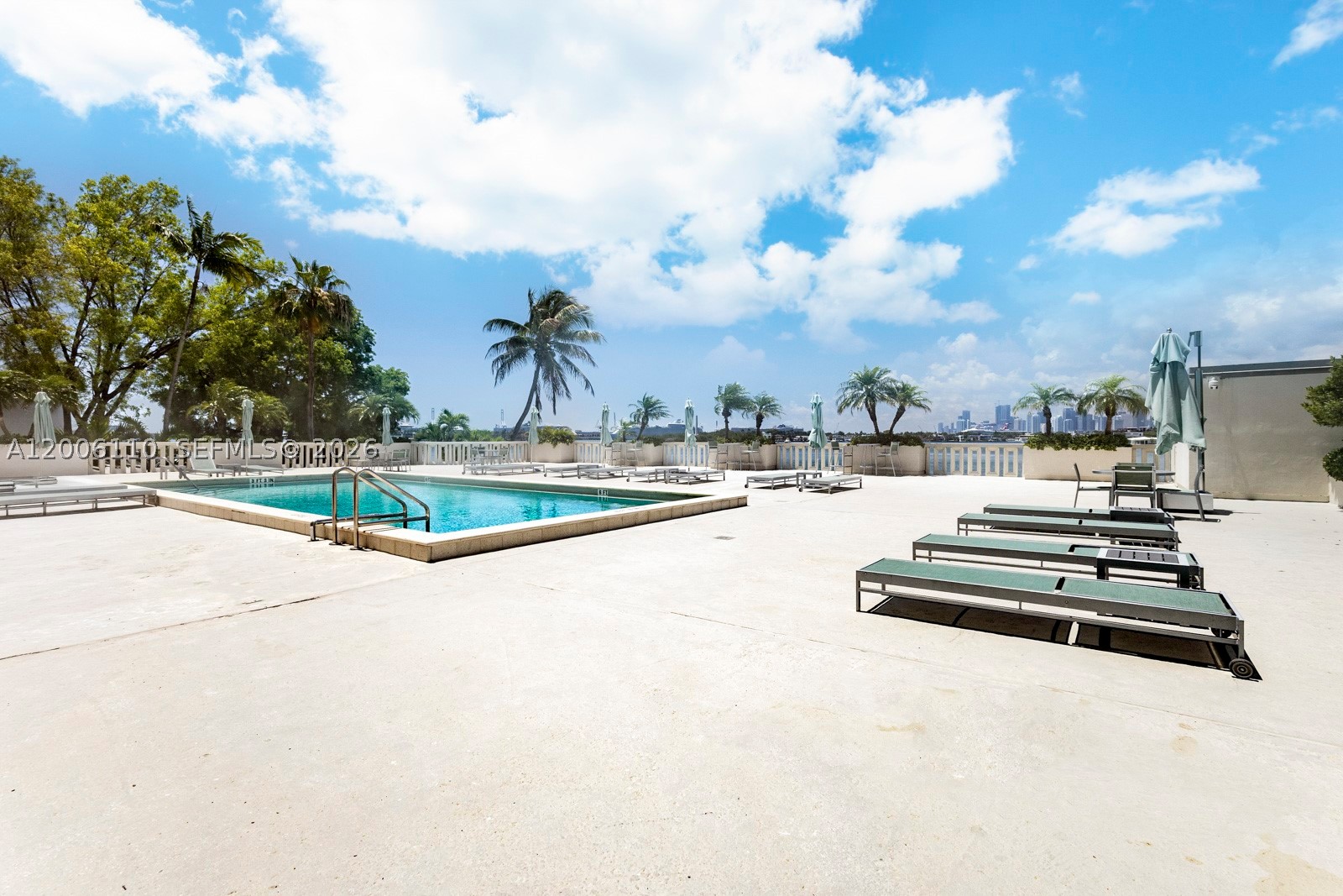 5 Island Ave #LE Miami Beach, FL 33139